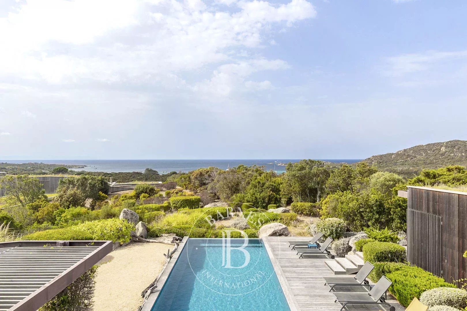 Villa Pianottoli-Caldarello  -  ref 86191100 (picture 1)