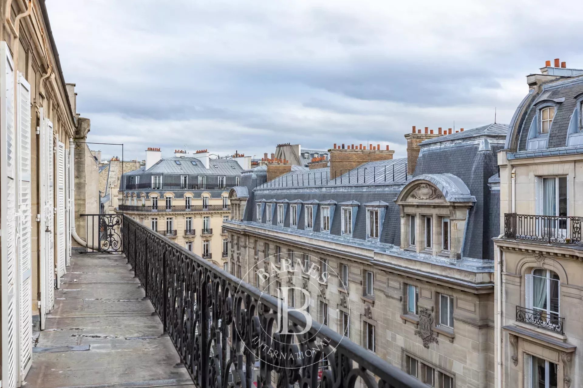 Daire Paris 8ème - picture 4