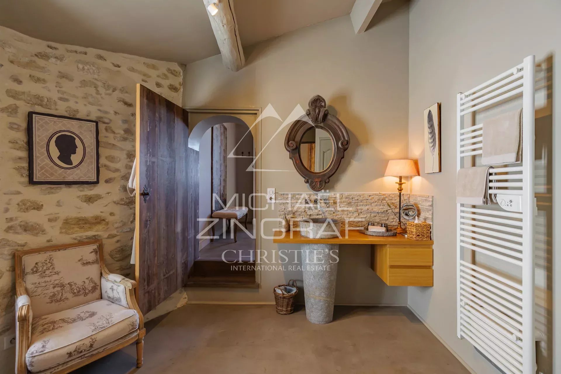 7 Bedroom Villa/Townhouse's Image 13