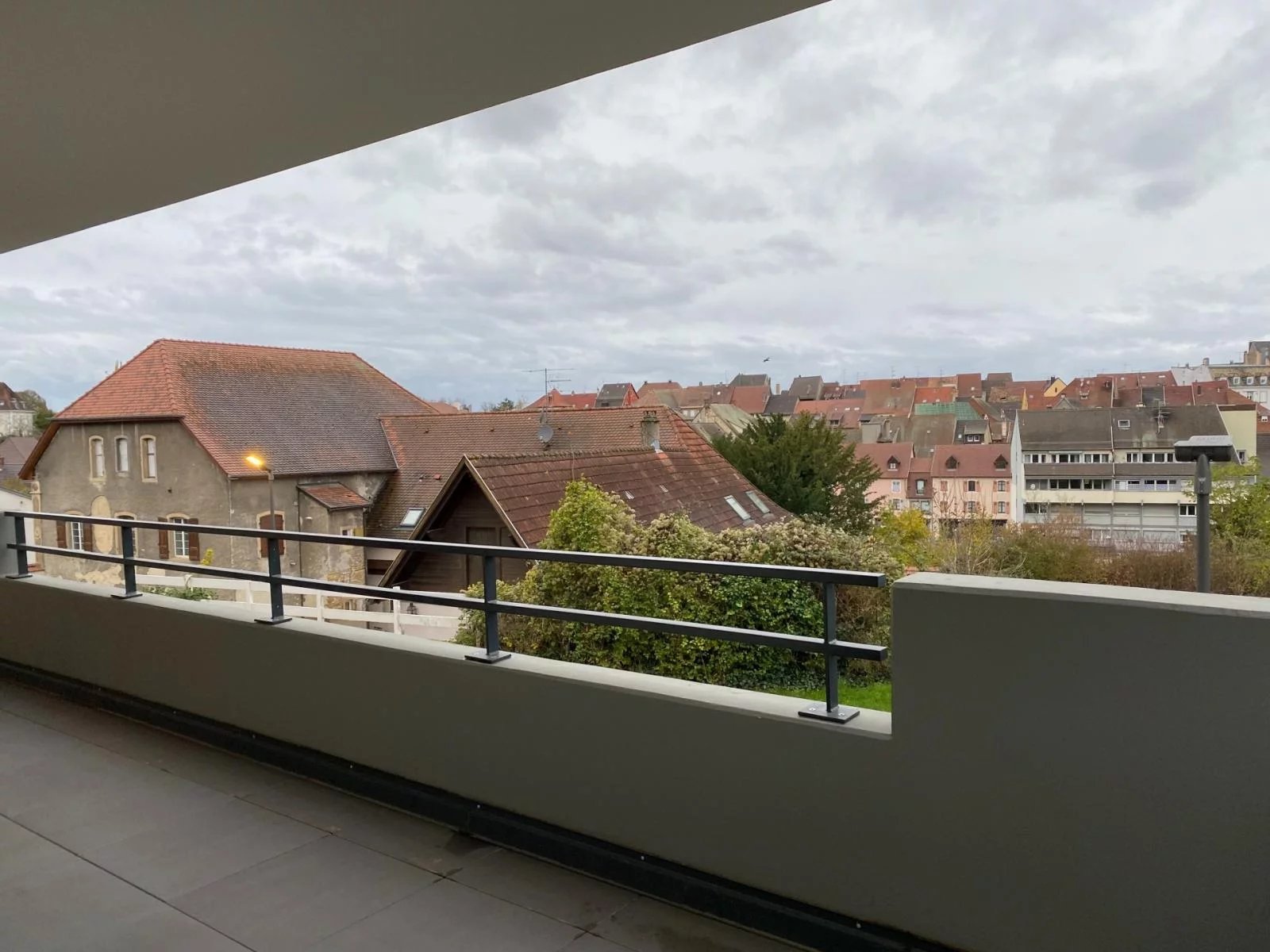 SUPERBE APPARTEMENT DE 5 PIECES RECENT ALTKIRCH — photo 5