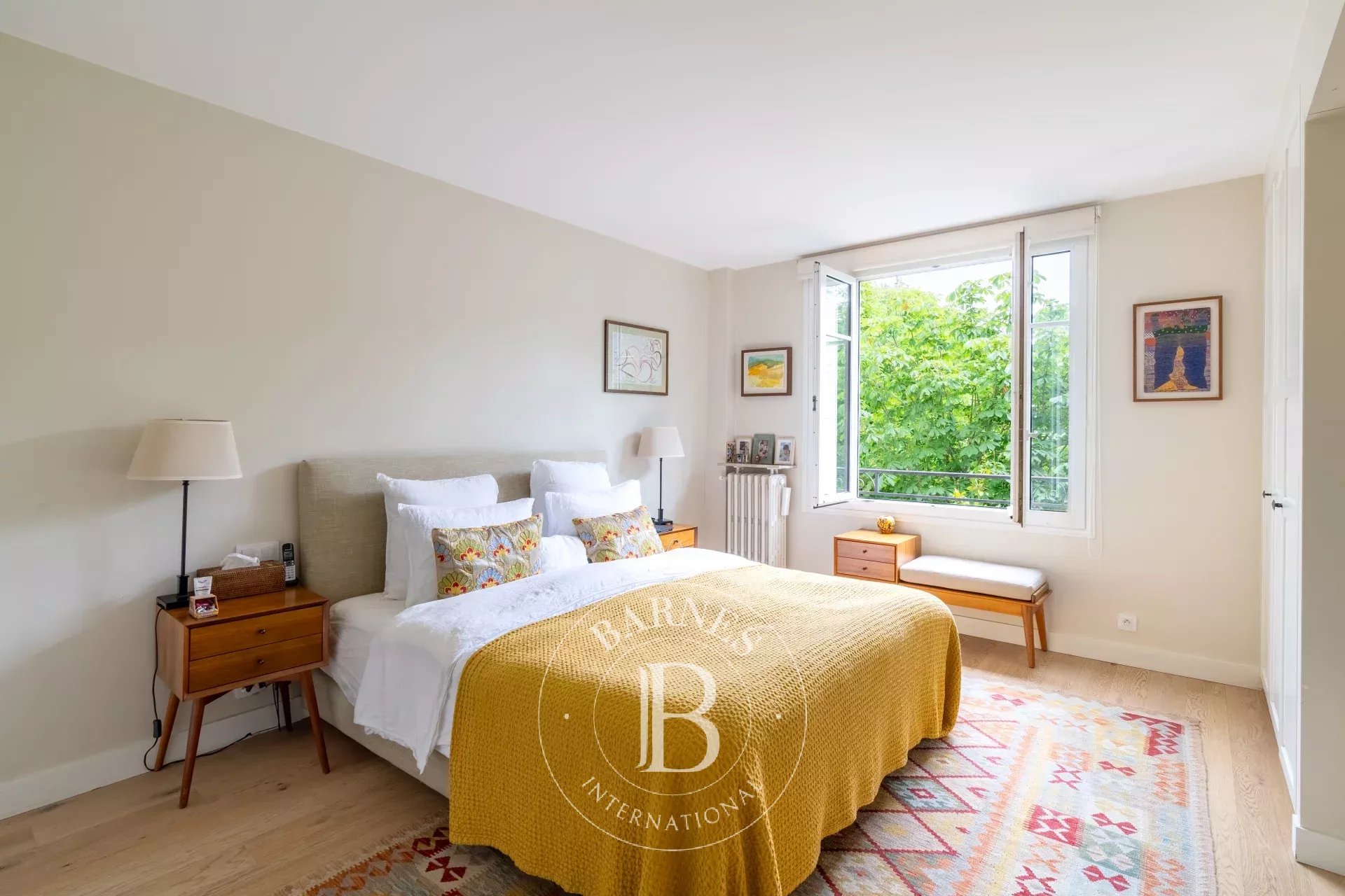 Sole agent - Neuilly - Argenson  Apartment in immaculate condition - 3-bed - Unobstructed views - picture 6