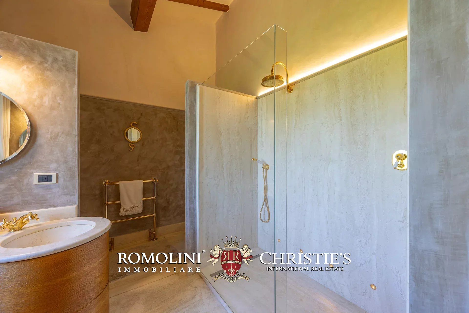 4 Bedroom Villa/Townhouse's Image 63