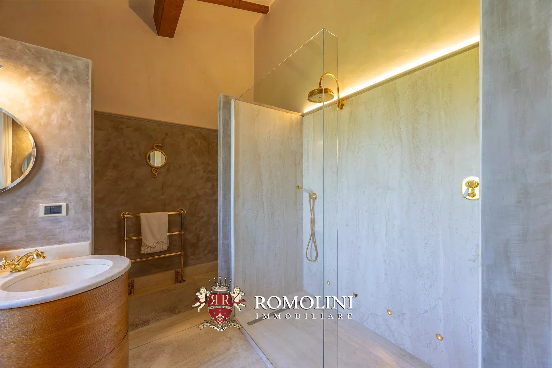 4 Bedroom Villa/Townhouse's Image 63