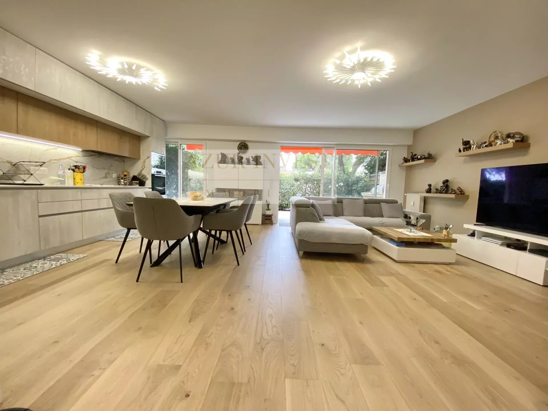 Agence immobilière de AZUR INVEST IMMOBILIER