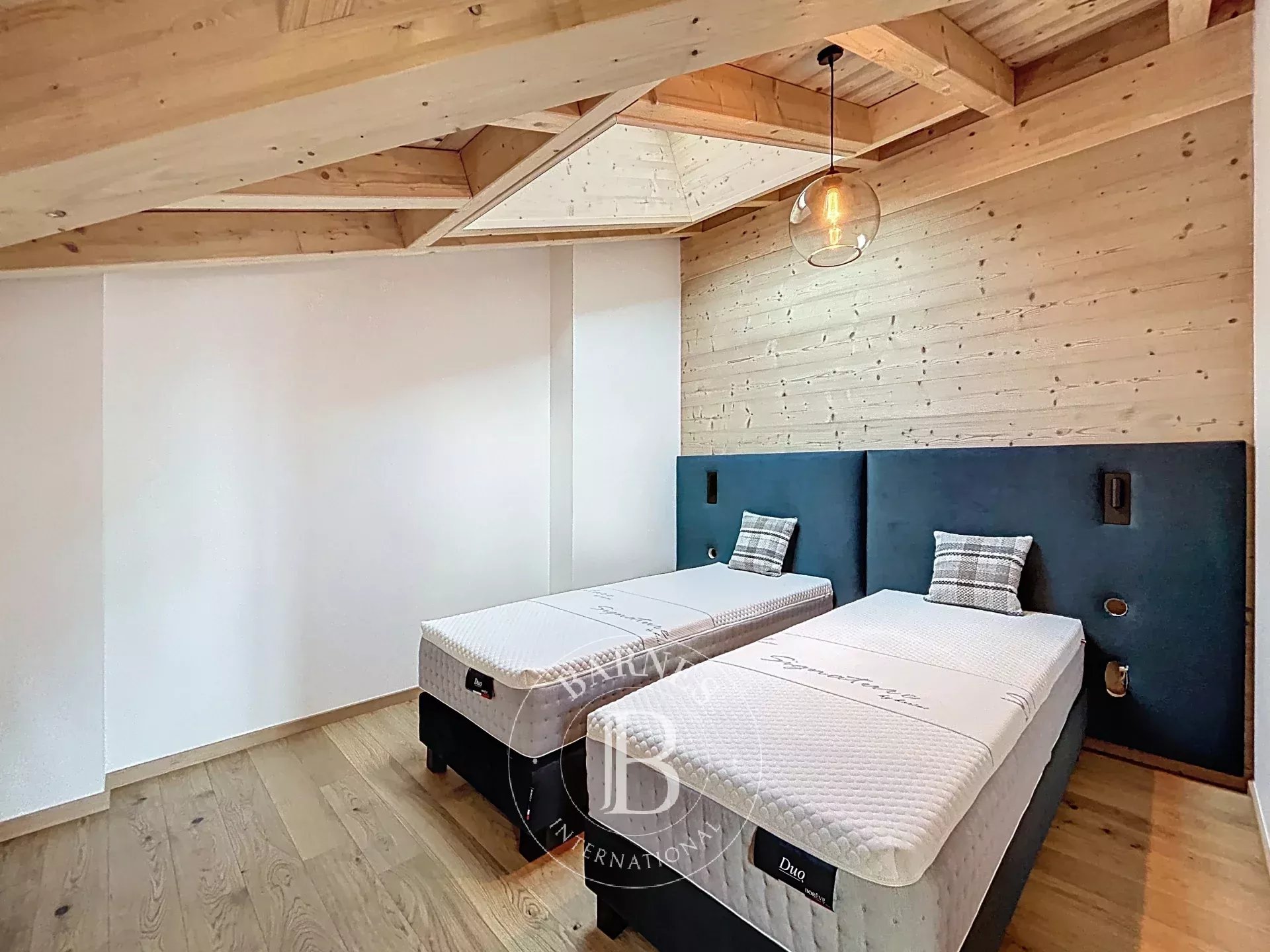 Photo of Les Gets – Spacious Family T6 Duplex – Direct Ski Access – Open Mountain Views