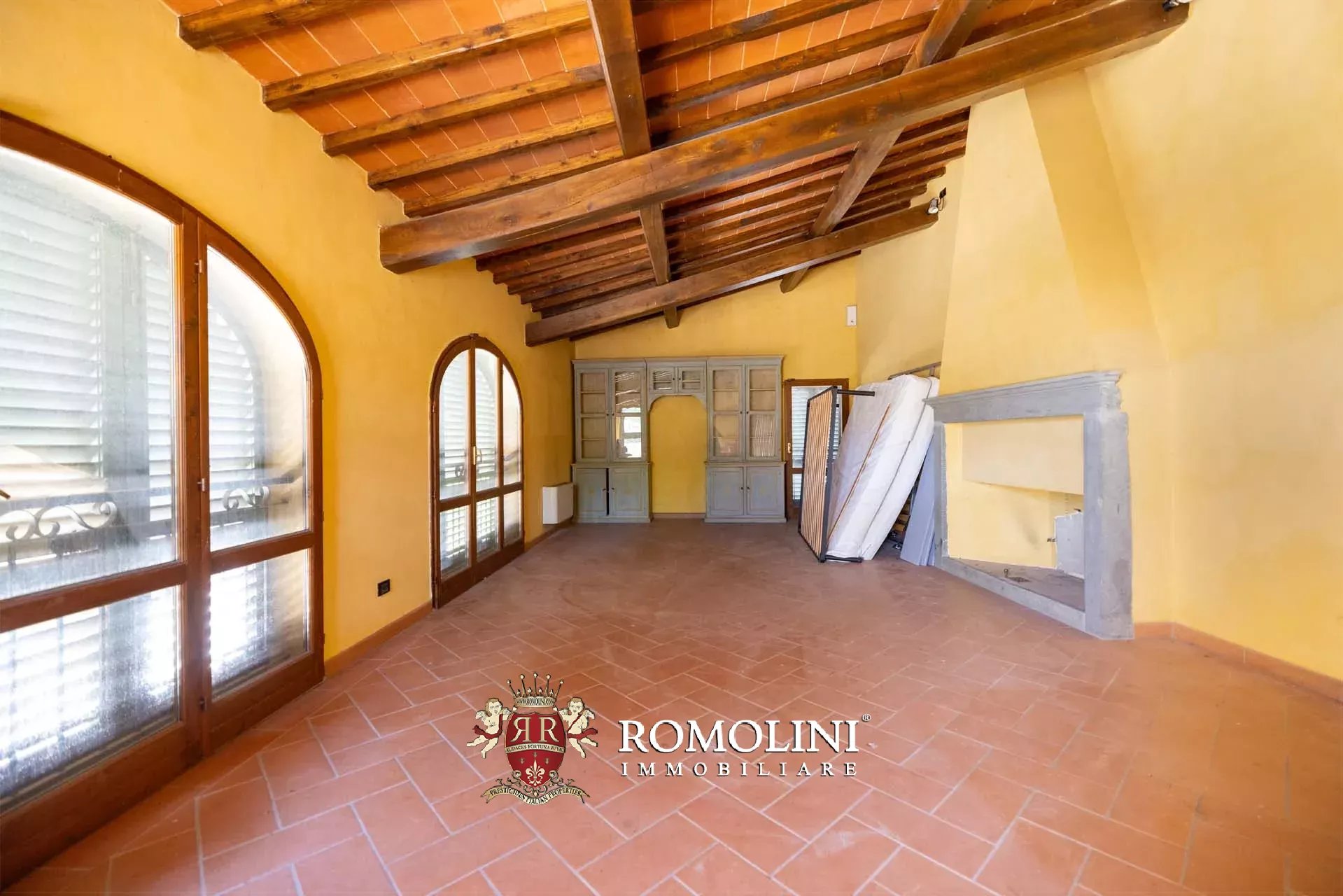 8 Bedroom Villa/Townhouse's Image 27