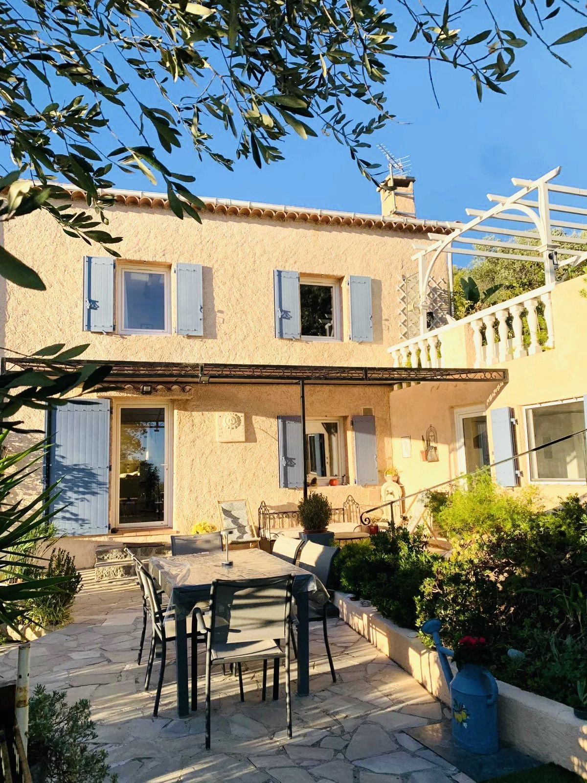 EXCLUSIVITE - VILLA  NICE SAINT PIERRE DE FERIC ET STUDIO INDEPENDANT