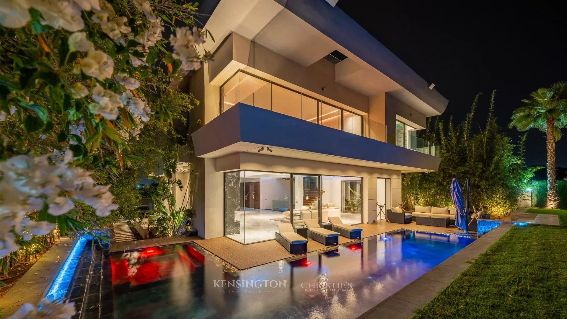 5 Bedroom Villa/Townhouse's Image 69