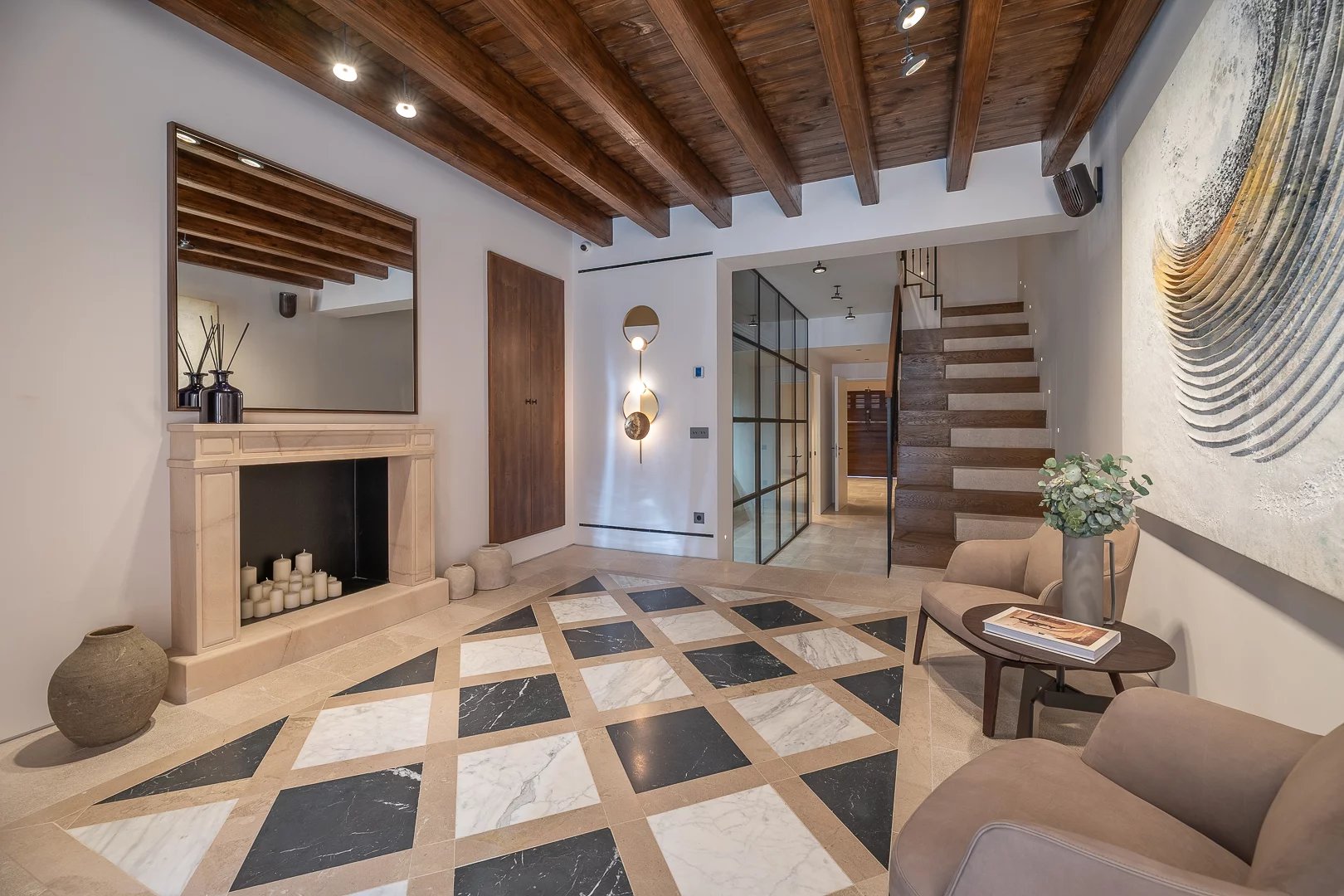 Elegant New Built Townhouse in Old Town Palma