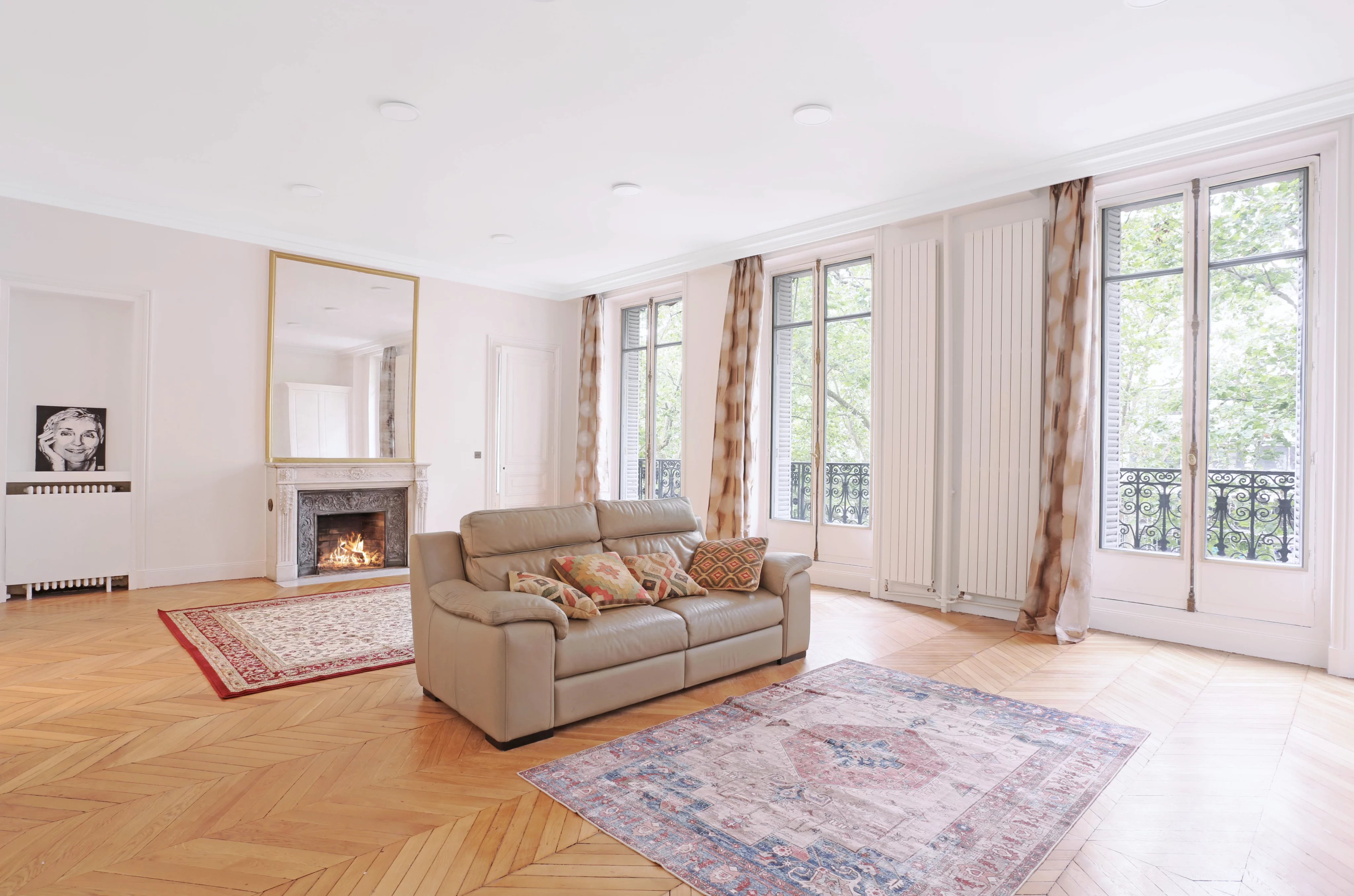 Exceptional family apartment – Avenue Marceau