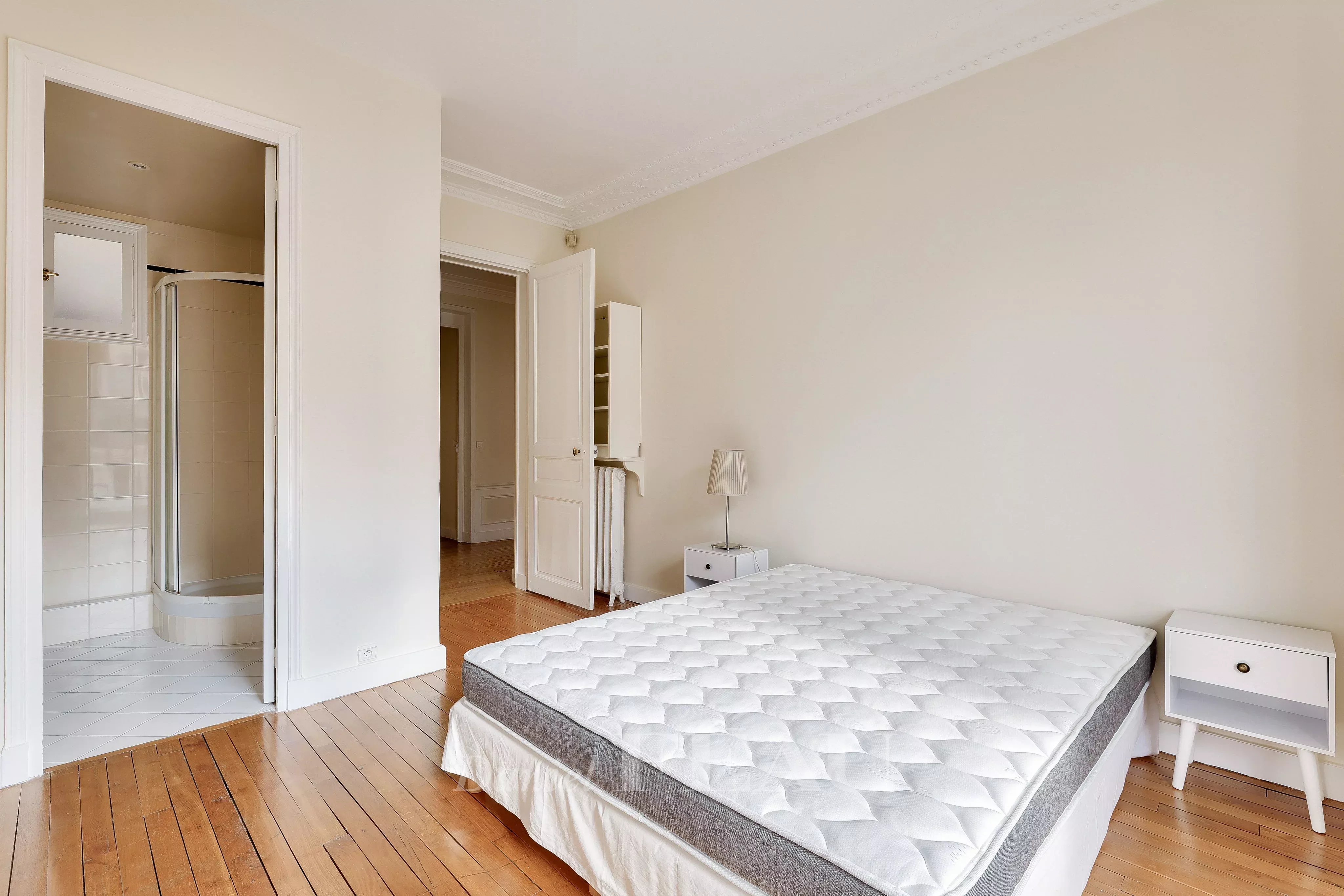 Location Appartement Paris 16ème