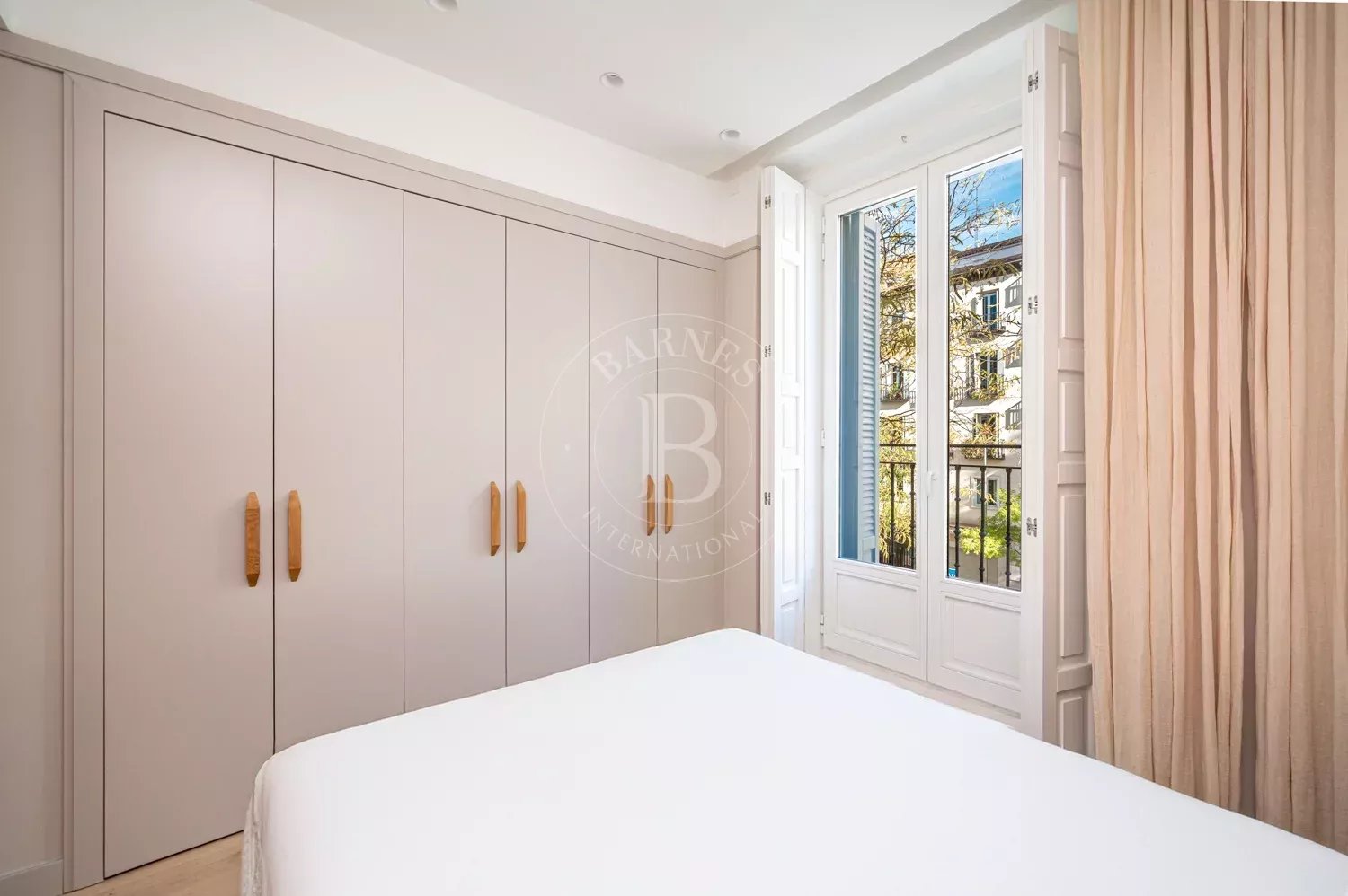 Daire Madrid - picture 18