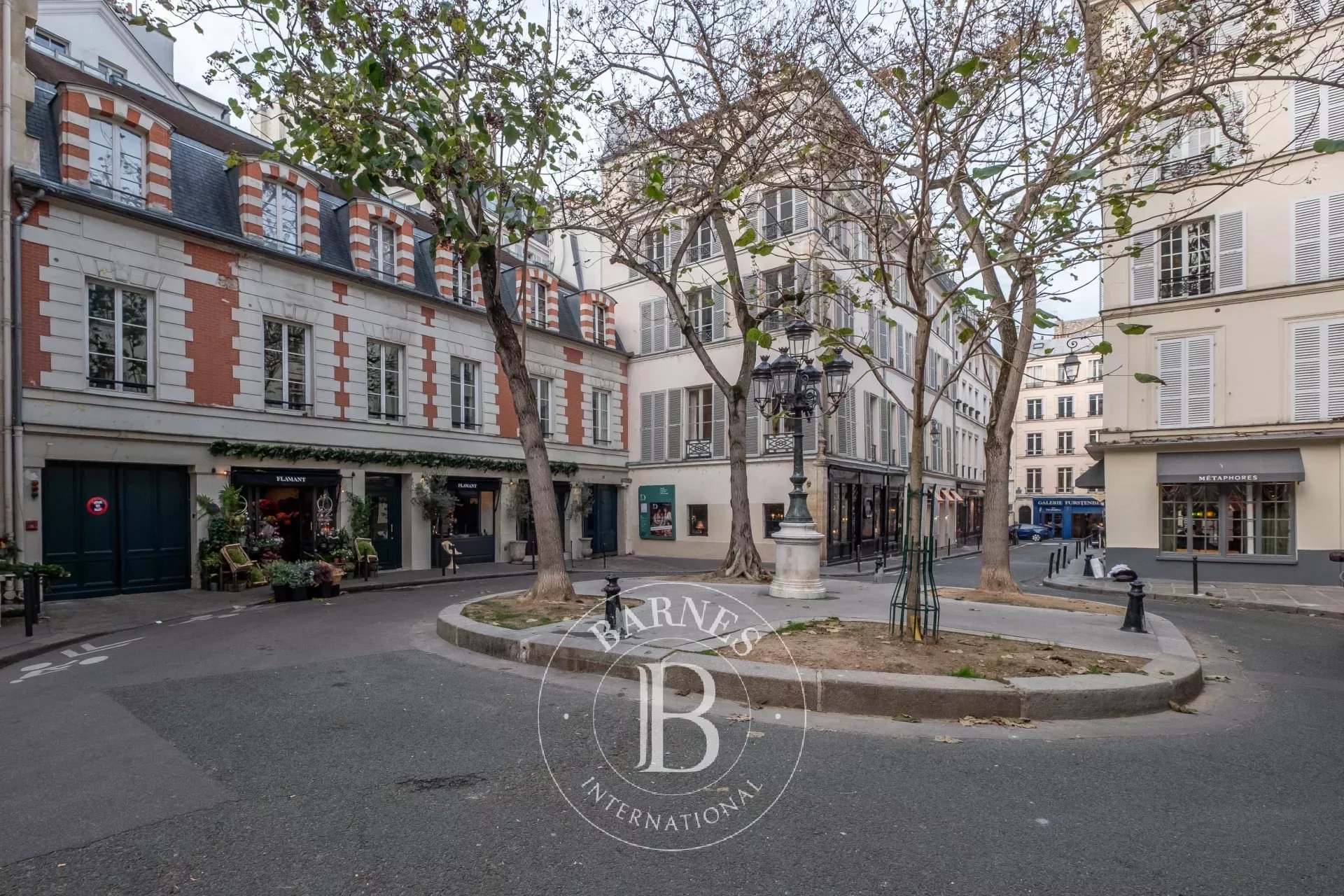 Daire Paris 6ème - picture 16