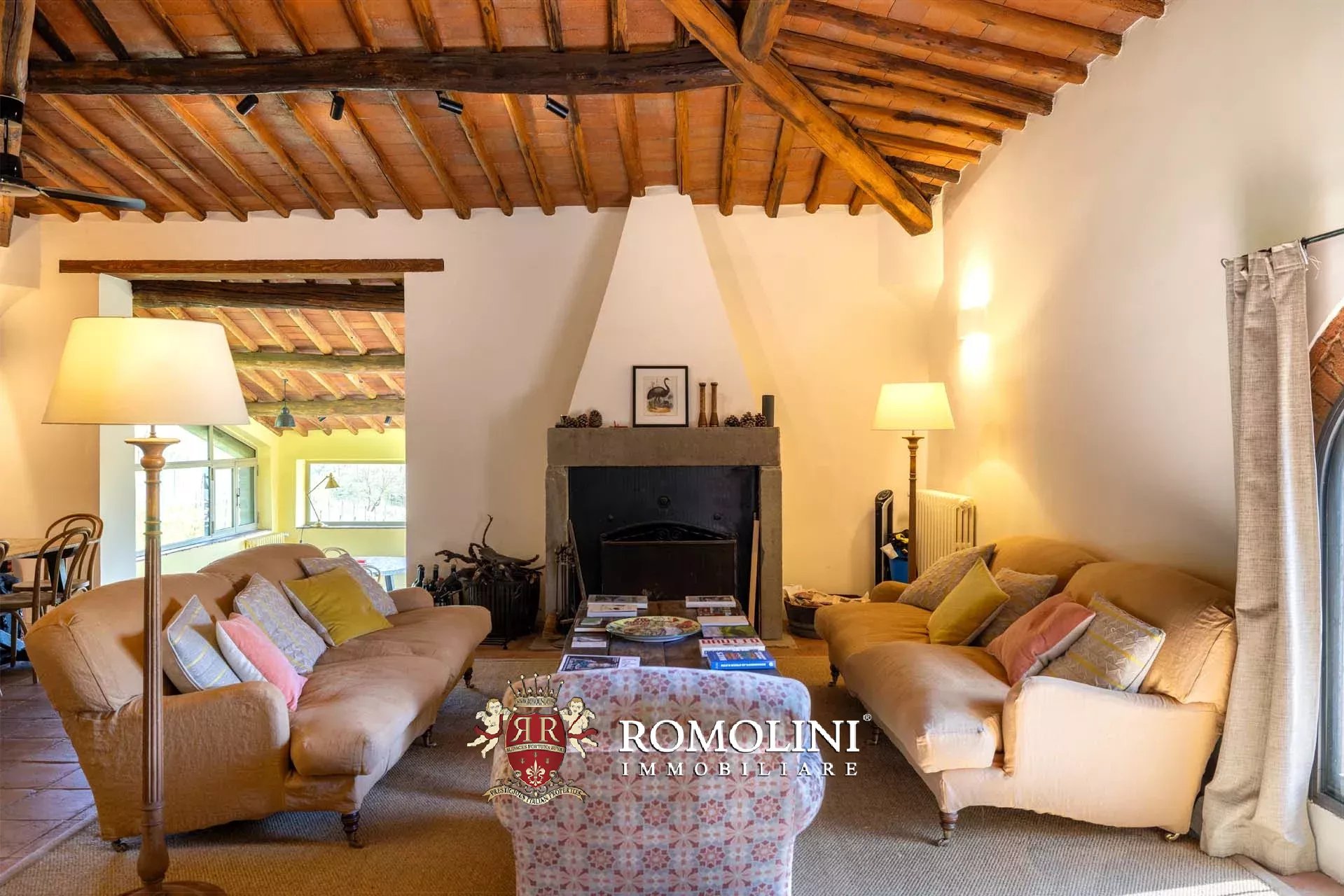 5 Bedroom Vineyard's Image 32