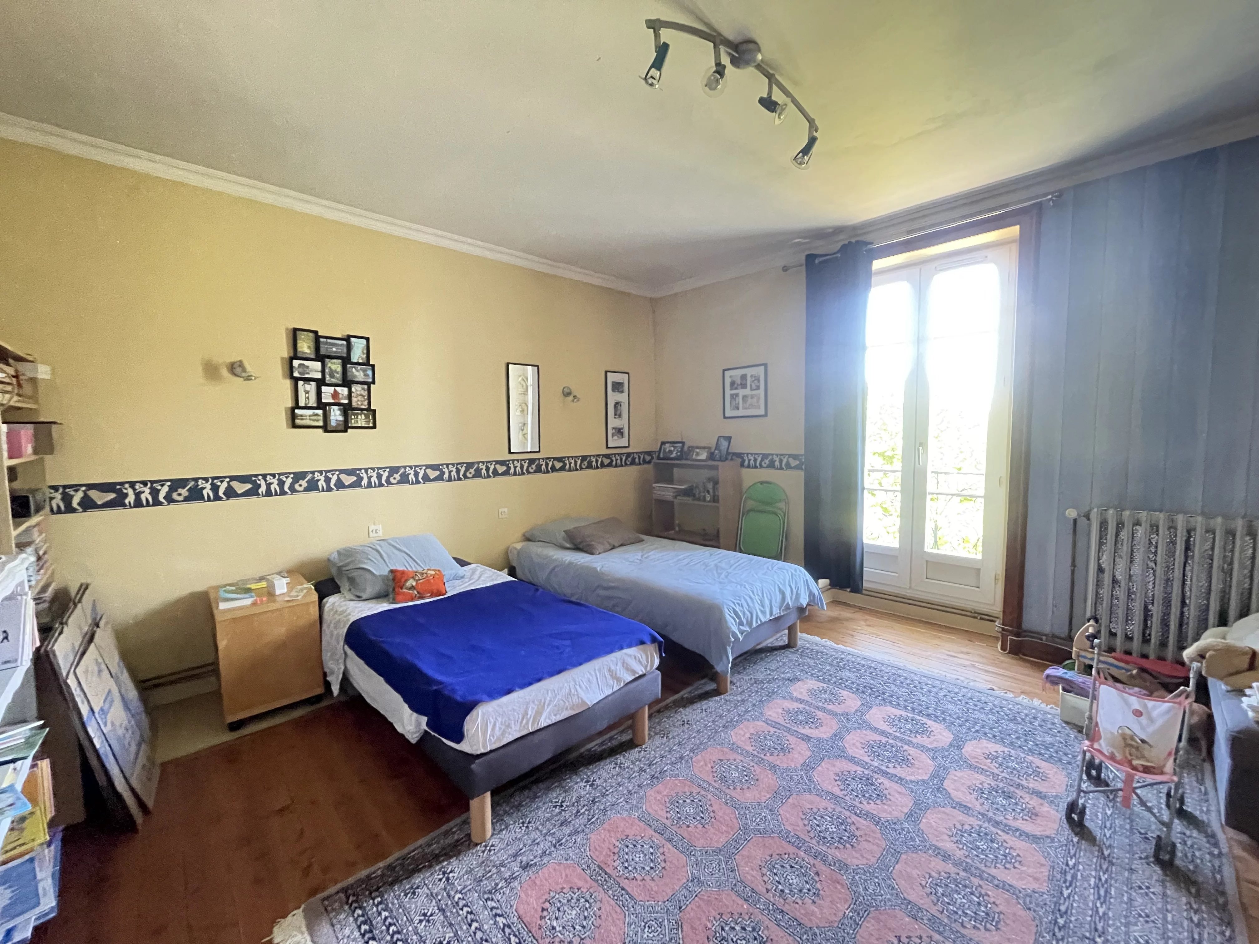 Maison de maître indépendante avec vaste jardin à Plouër-sur-Rance
