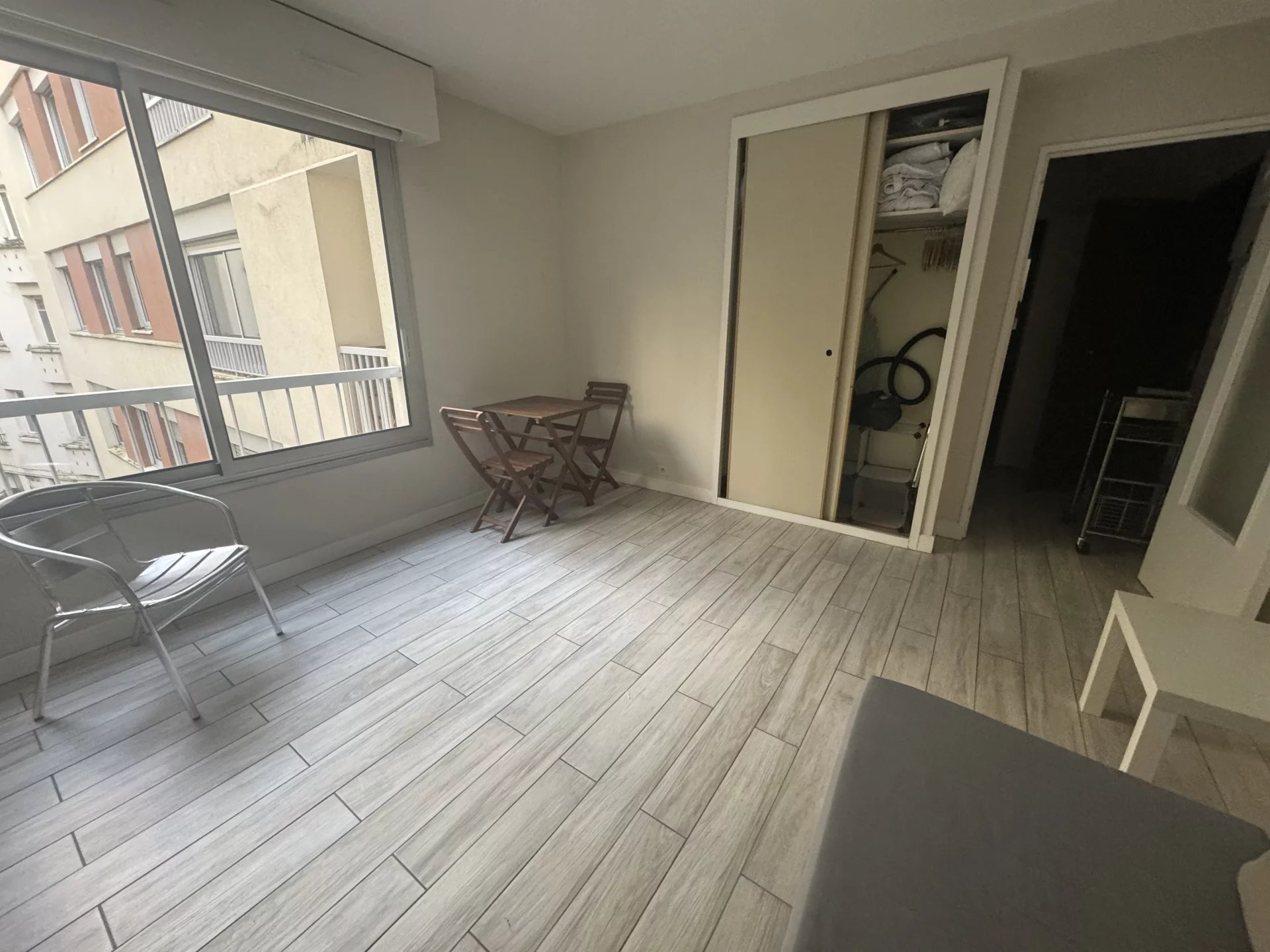 Vente Studio Paris 19ème