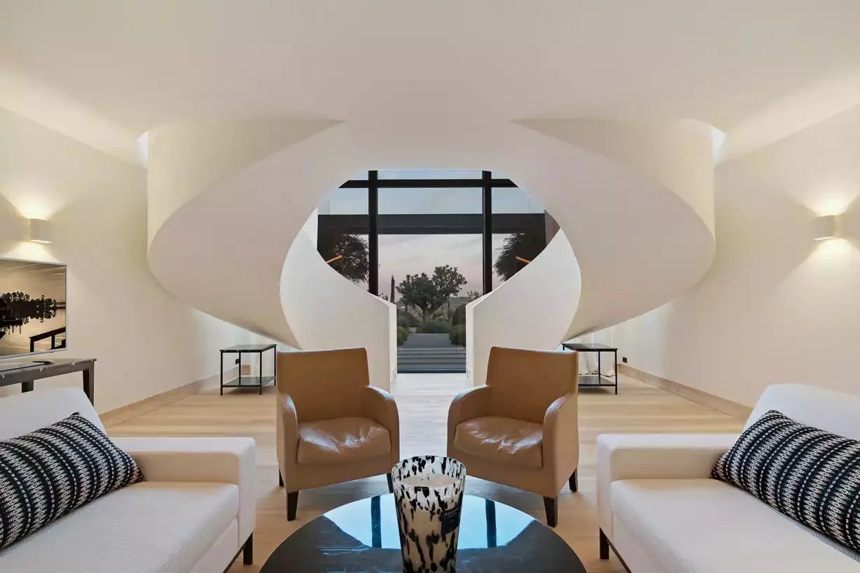 Agence immobilière de Ellington International