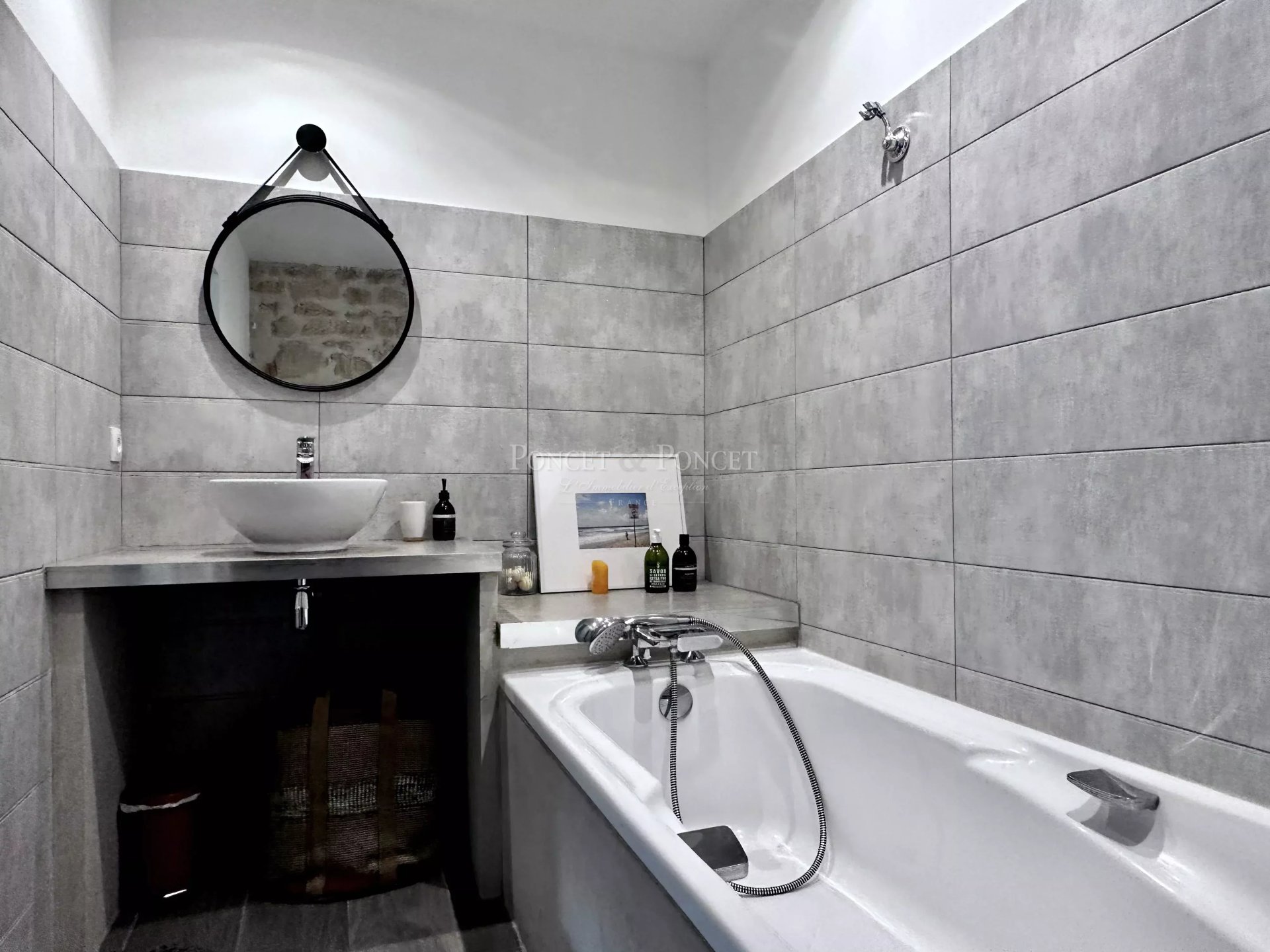 7 Bedroom Villa/Townhouse's Image 14