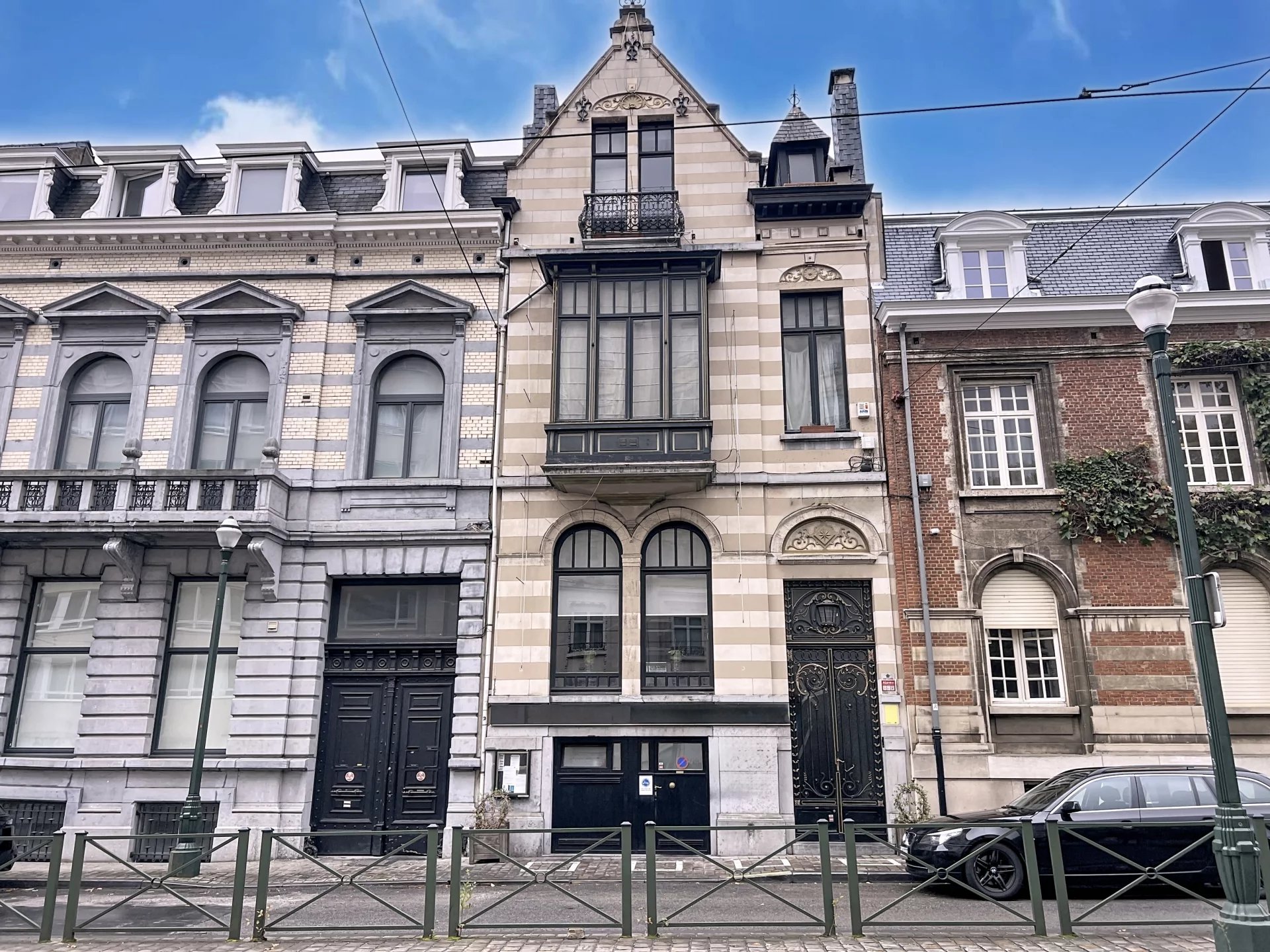 Bina Ixelles