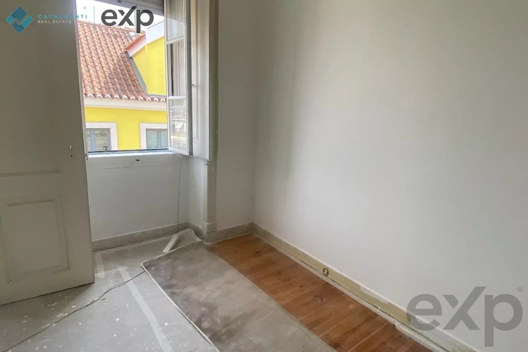 T2 WITH TEJO VIEW IN GRAÇA | AUTHENTIC CHARM IN THE HEART OF LISBON 87114945 image 37