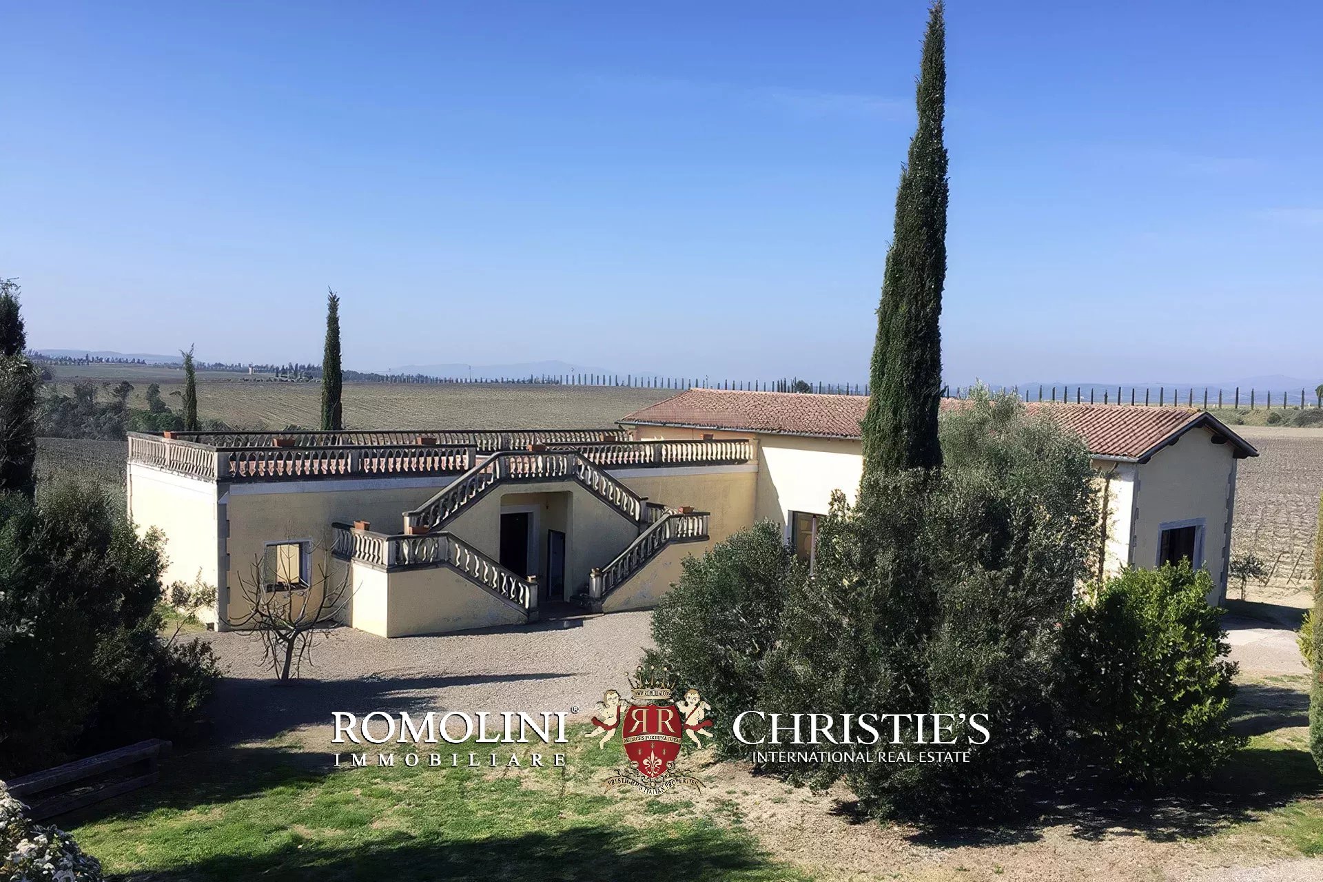 8 Bedroom Vineyard's Image 17