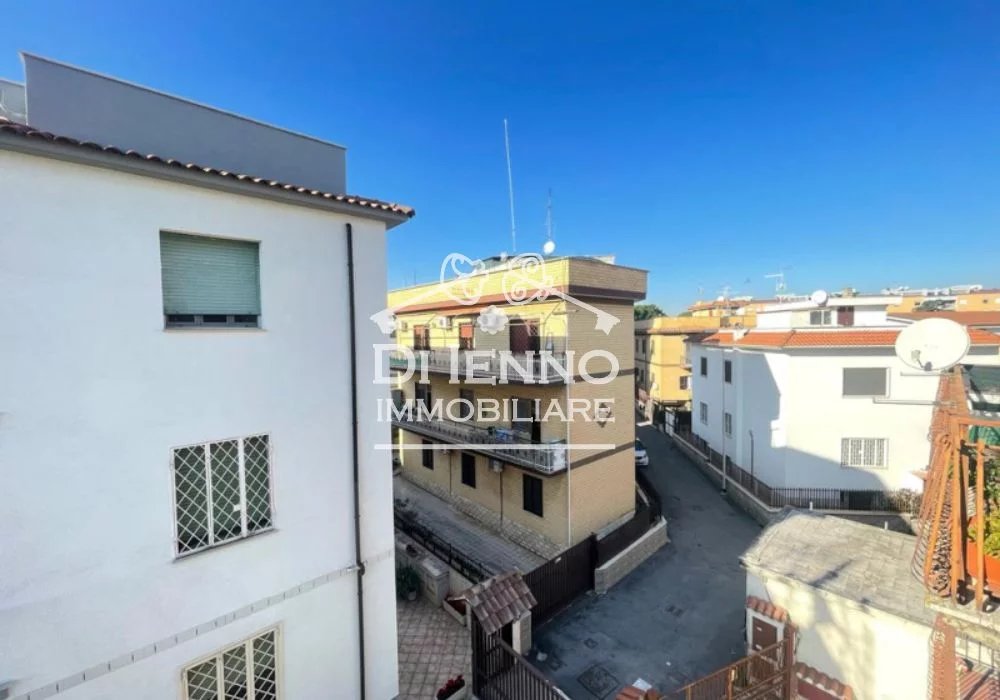 Sale Apartment Roma Tor Sapienza - La Rustica