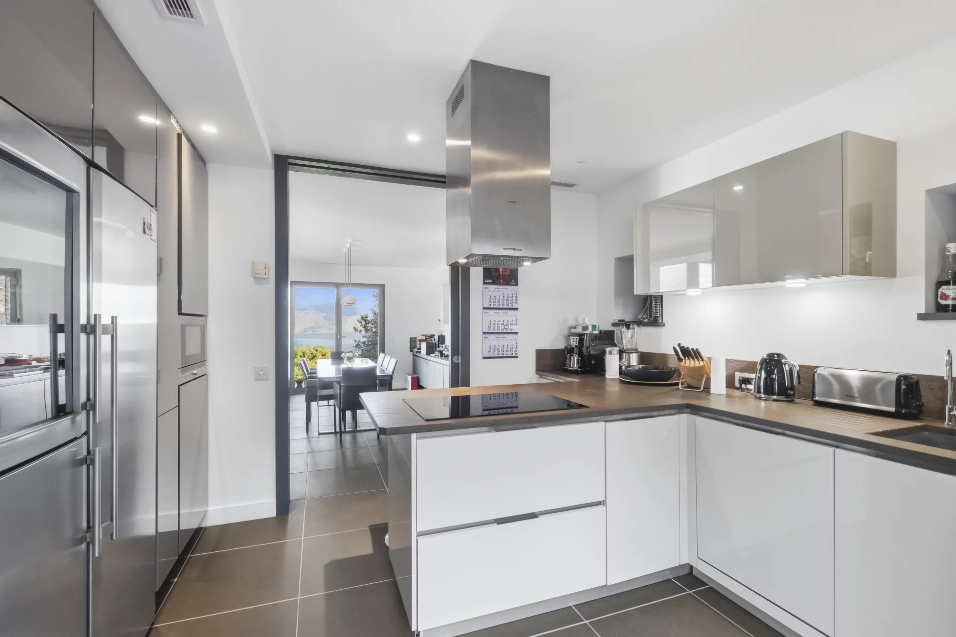 Modern 5-bedroom villa with open views and pool