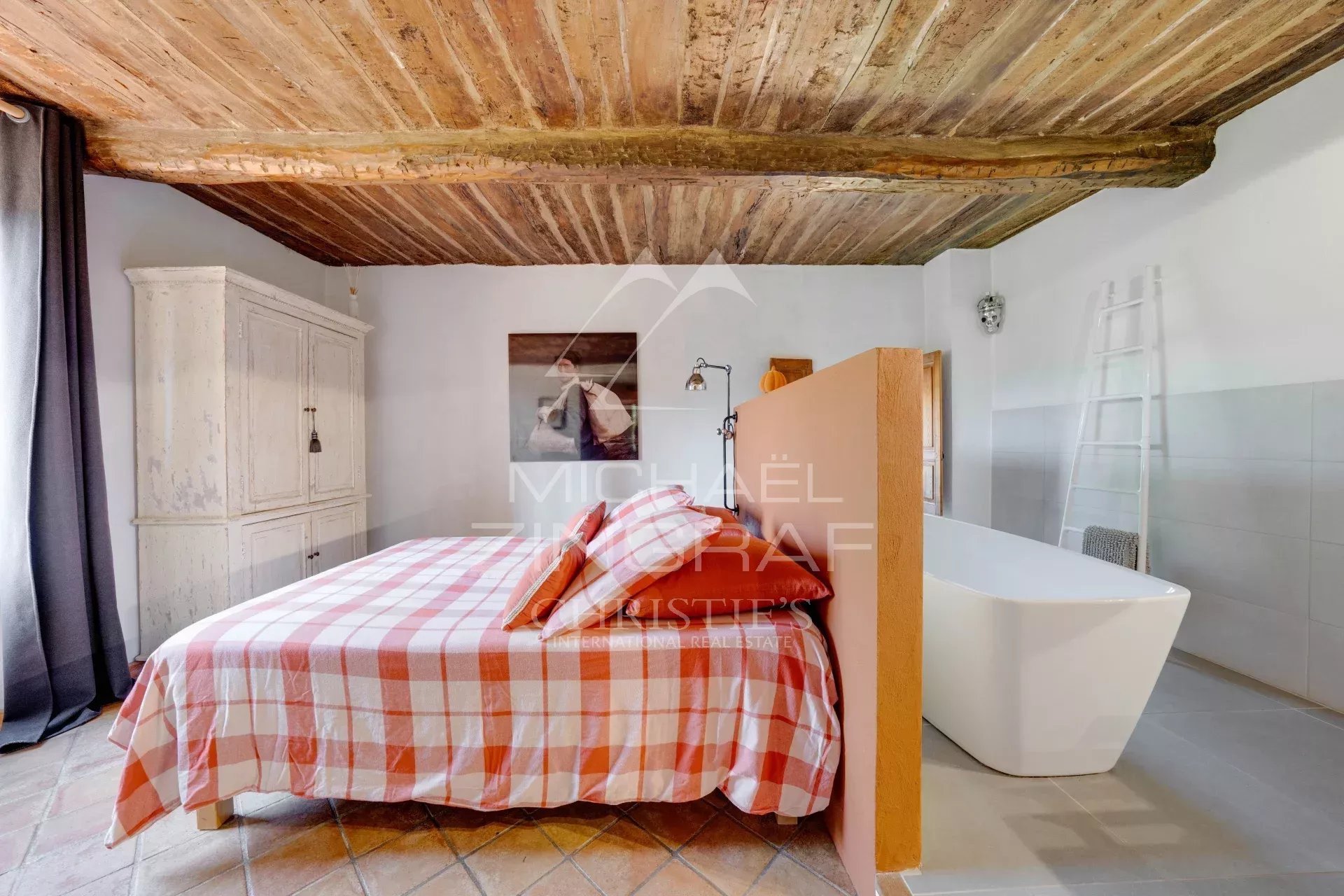 5 Bedroom Villa/Townhouse's Image 6