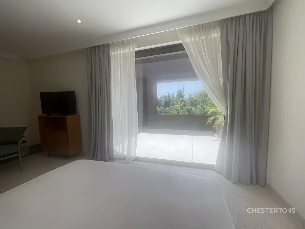  Image of Villa - 6 Bedrooms for Sale in Marrakech-Ménara-Marrakech-Morocco, Image 17