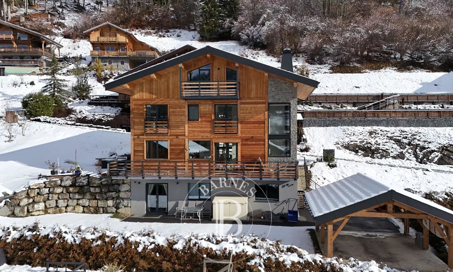 Photo of Montriond – New Chalet, 6 Bedrooms – Panoramic View – Southwest Exposure