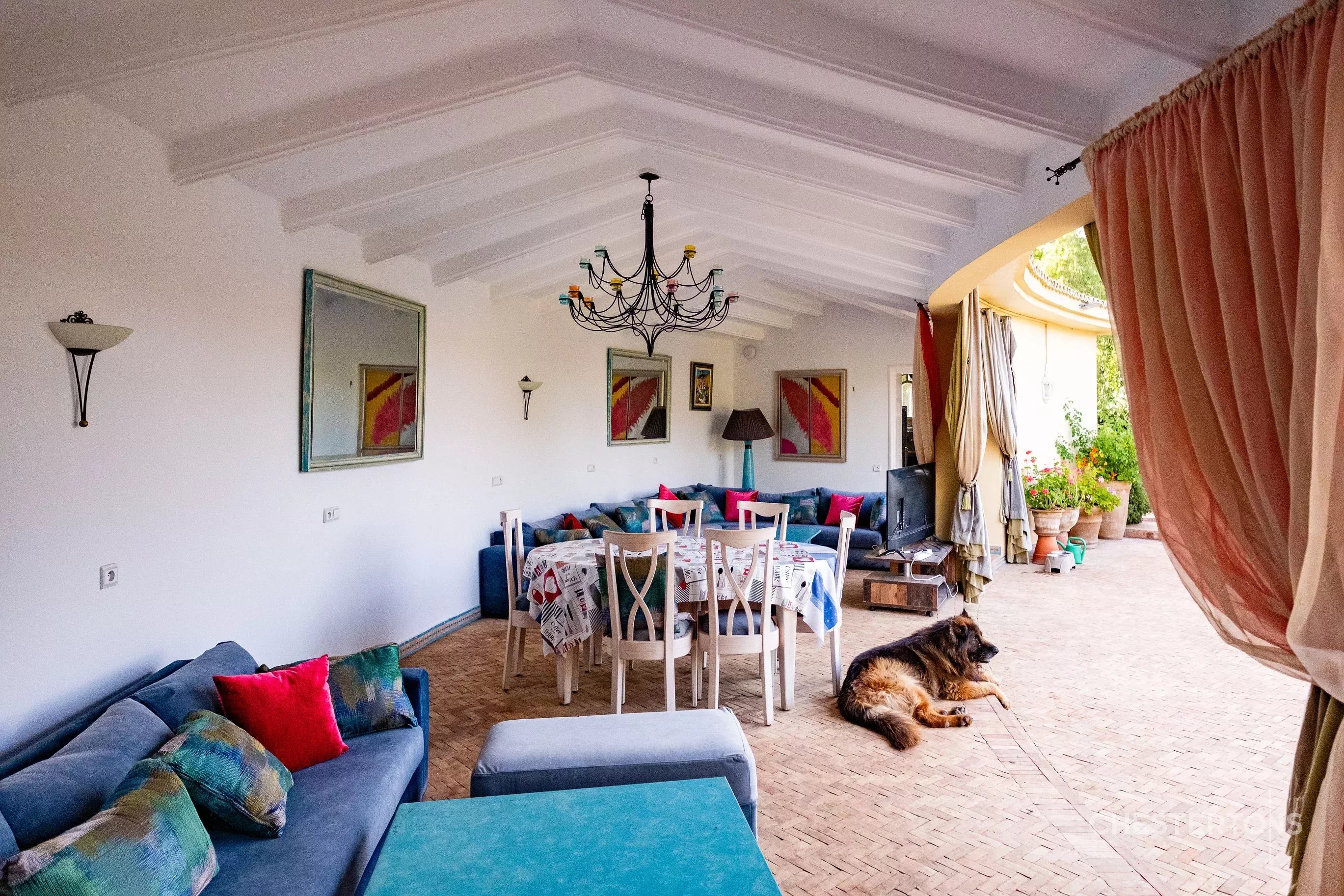  Image of Villa - 8 Bedrooms - 8 Bathrooms for Sale in Casablanca-Casablanca-Morocco, Image 9