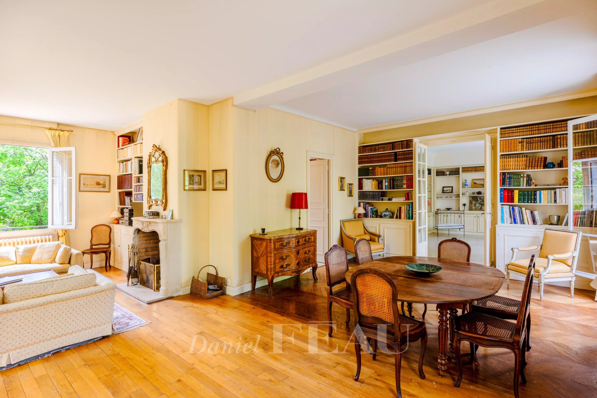 7 Bedroom Villa/Townhouse's Image 3