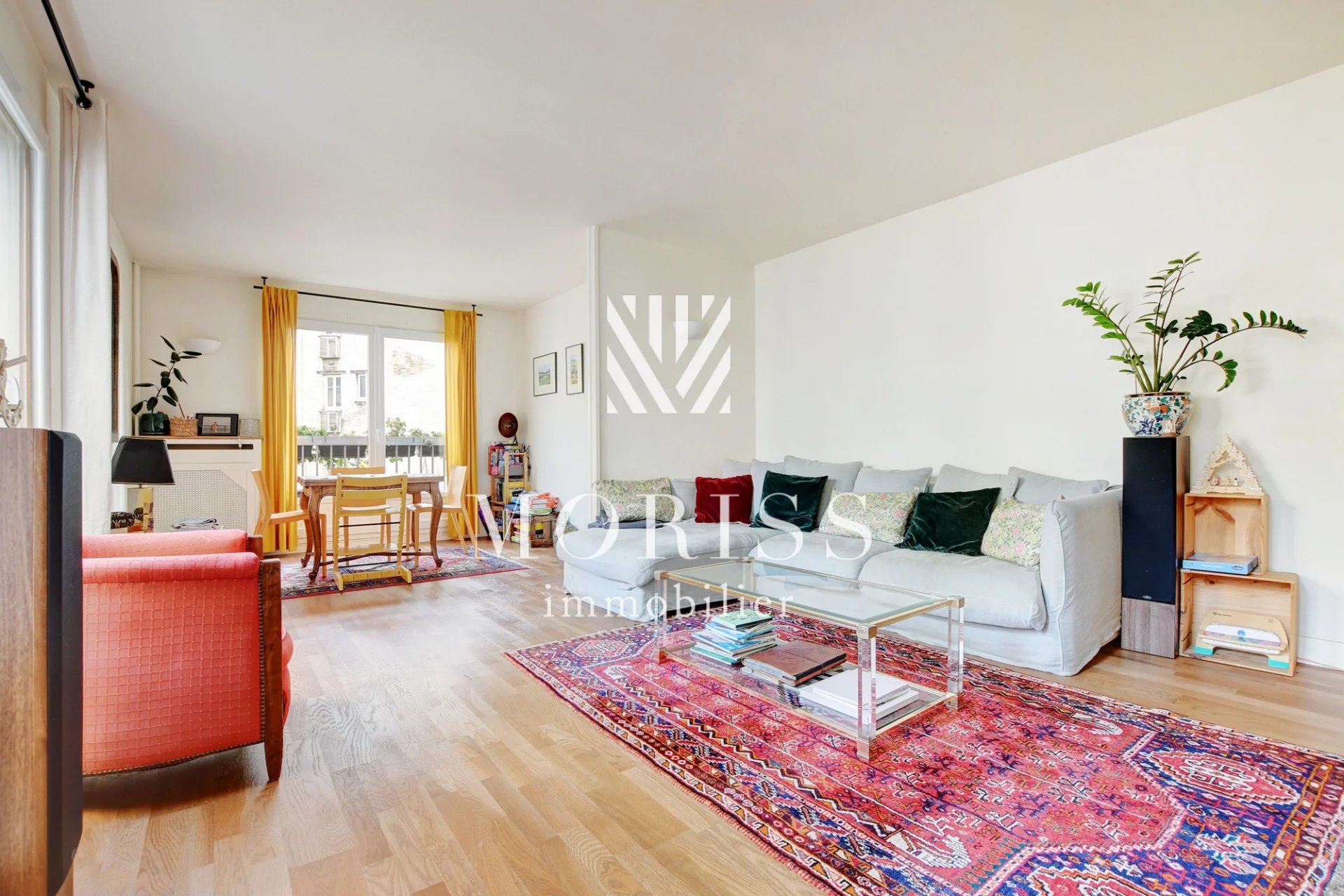 APPARTEMENT 5 PIÈCES COUP DE COEUR - 75018 PARIS - Image Array