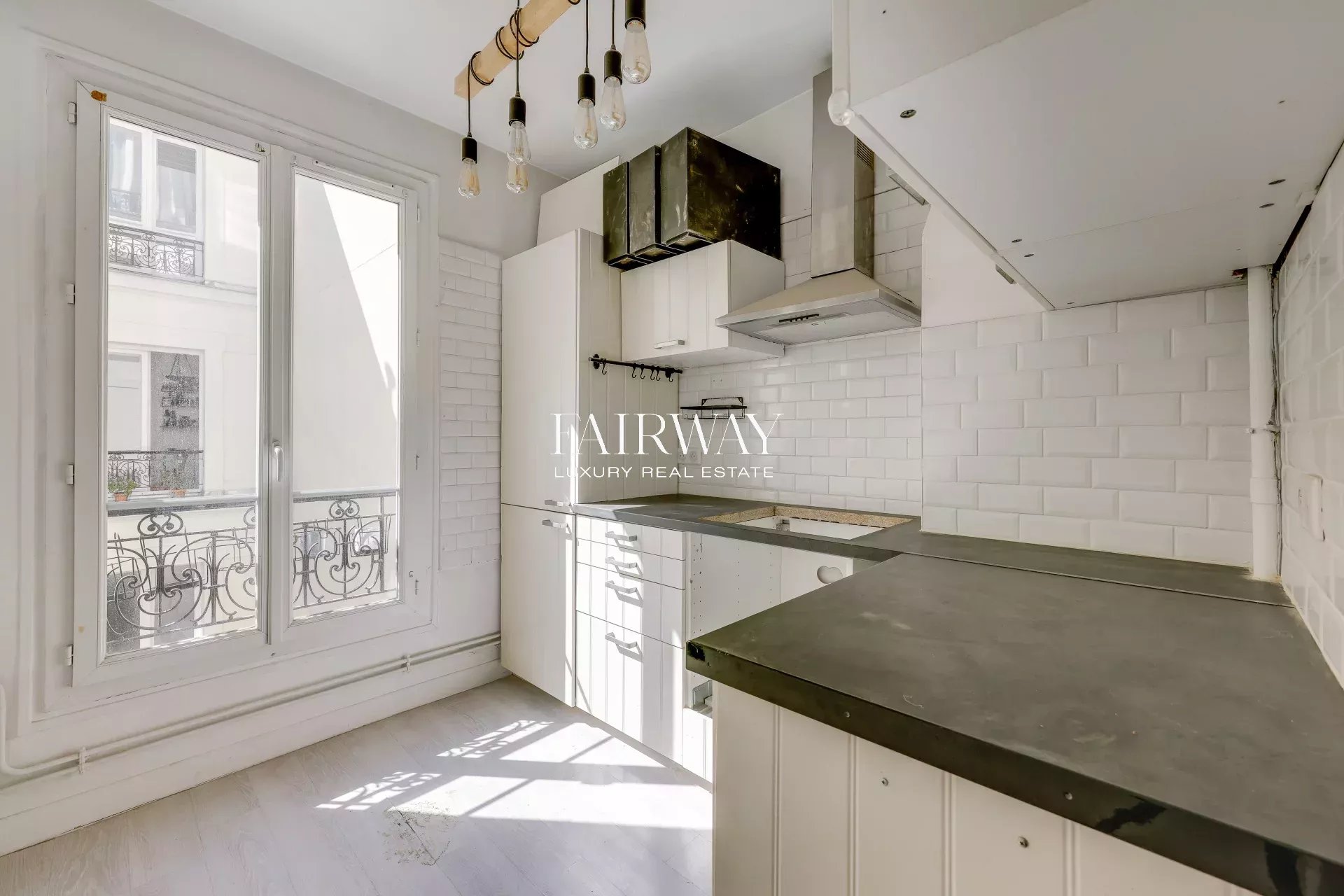 Élégant deux pièces 3è étage - Rue Chanzy