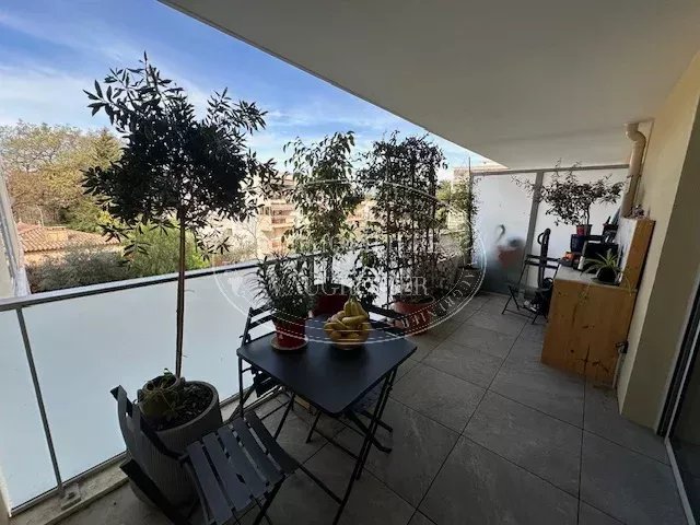 SALE LE CANNET RESIDENTIEL APPARTMENT 3 ROOMS 369 000.-€