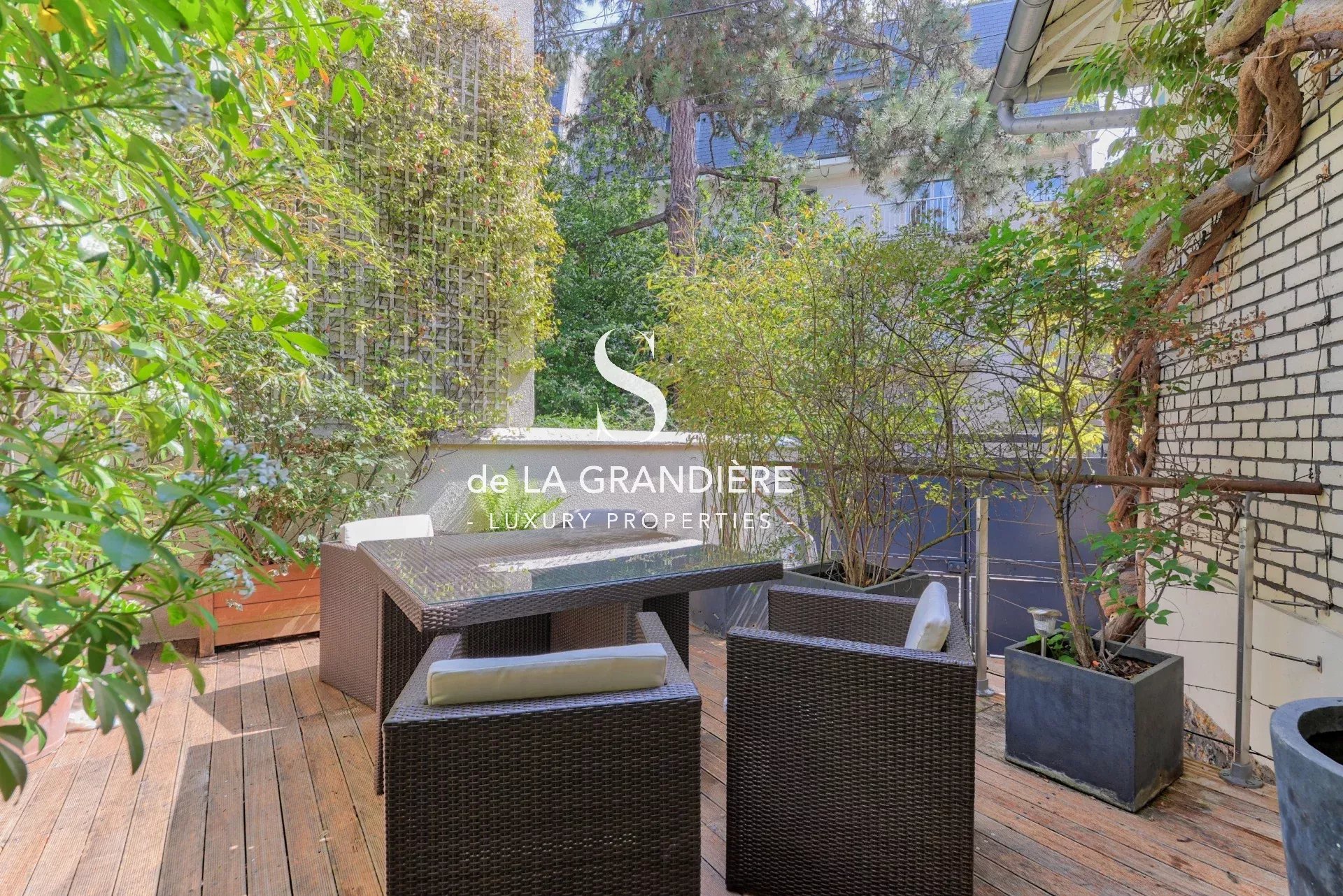 Boulogne Billancourt - rue Darcel - 200m2