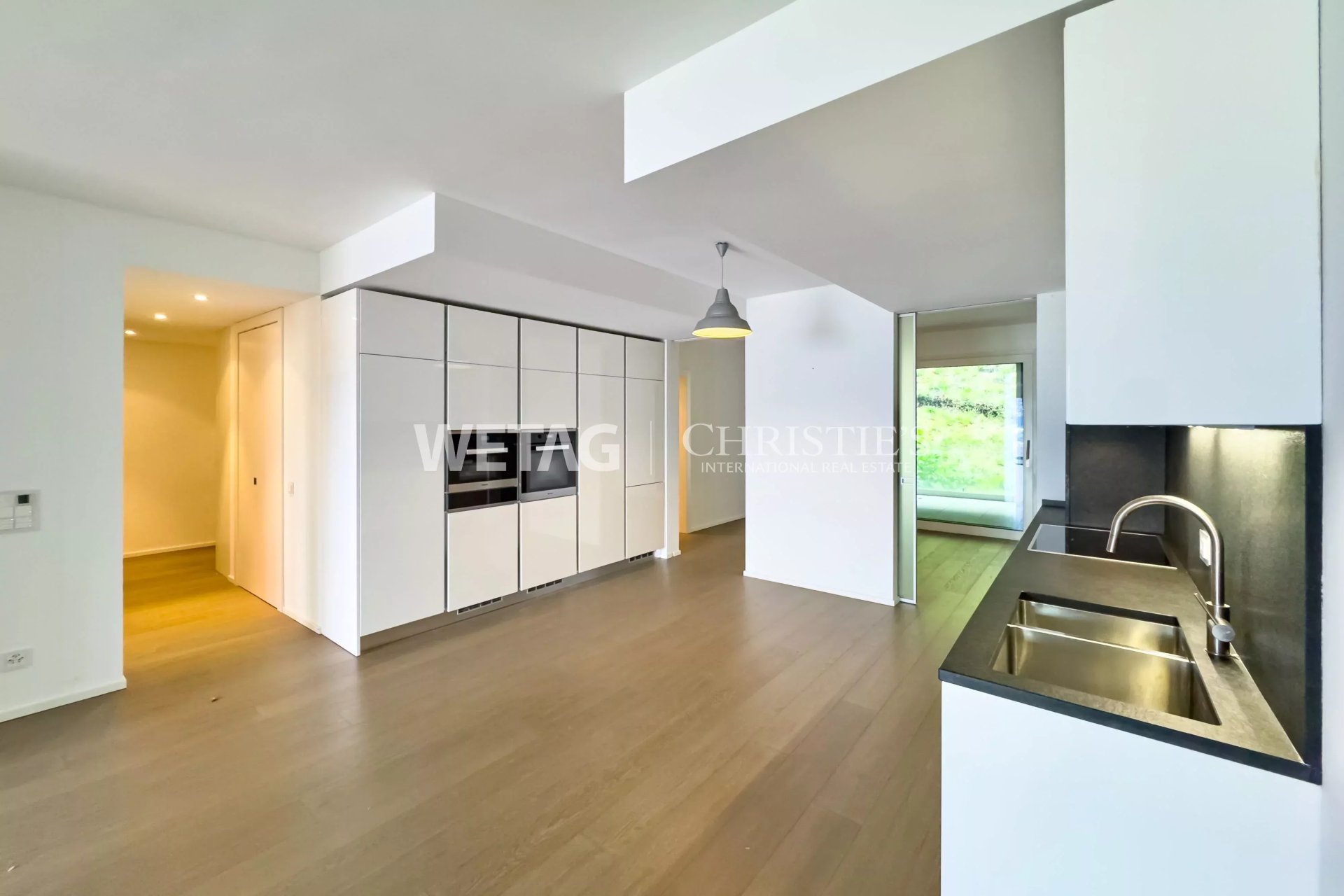 2 Bedroom Apartment/Flat's Image 3