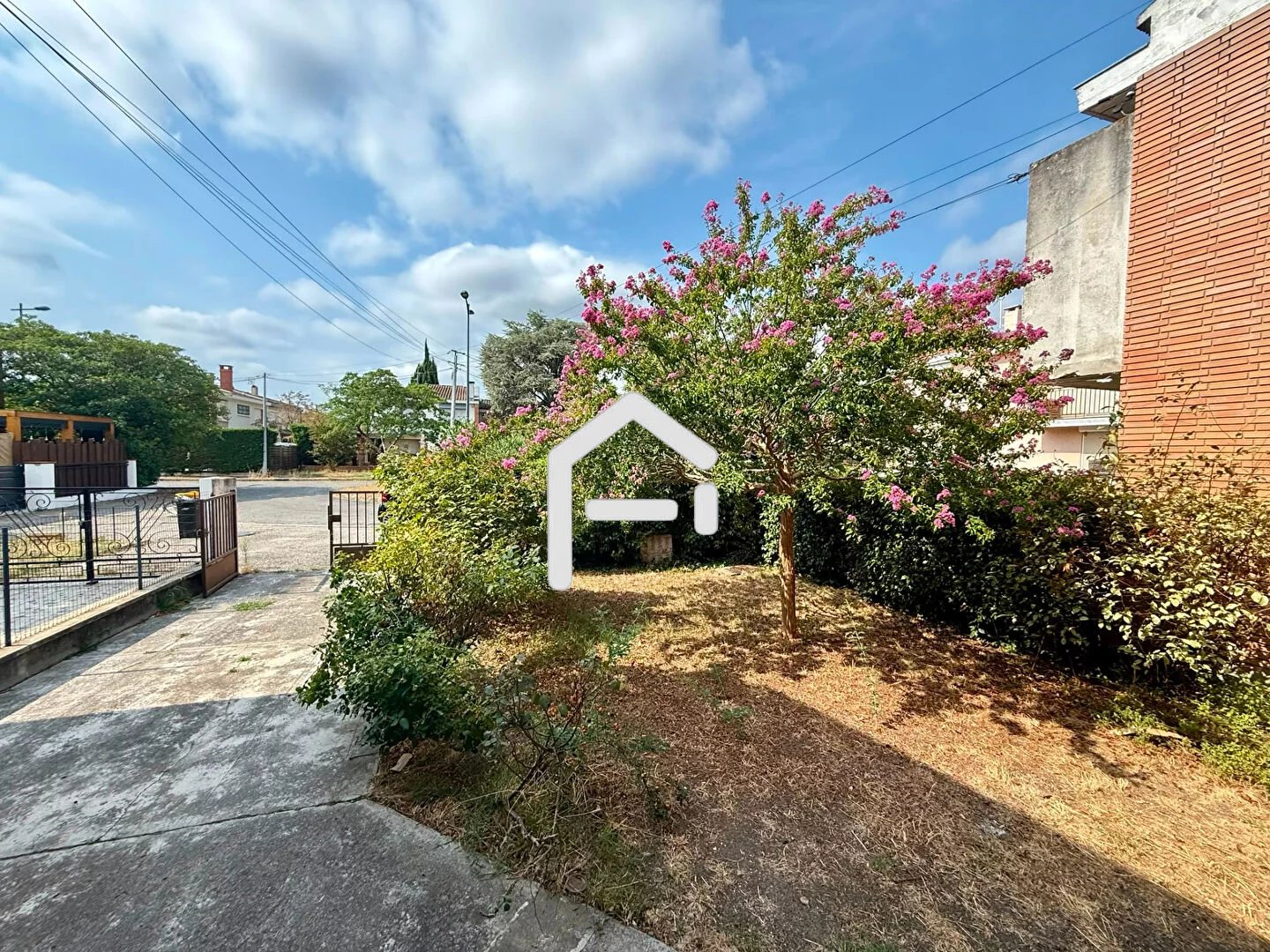 A louer : Maison à étage de 5 pièces 130 m² avec jardin et garage à Toulouse