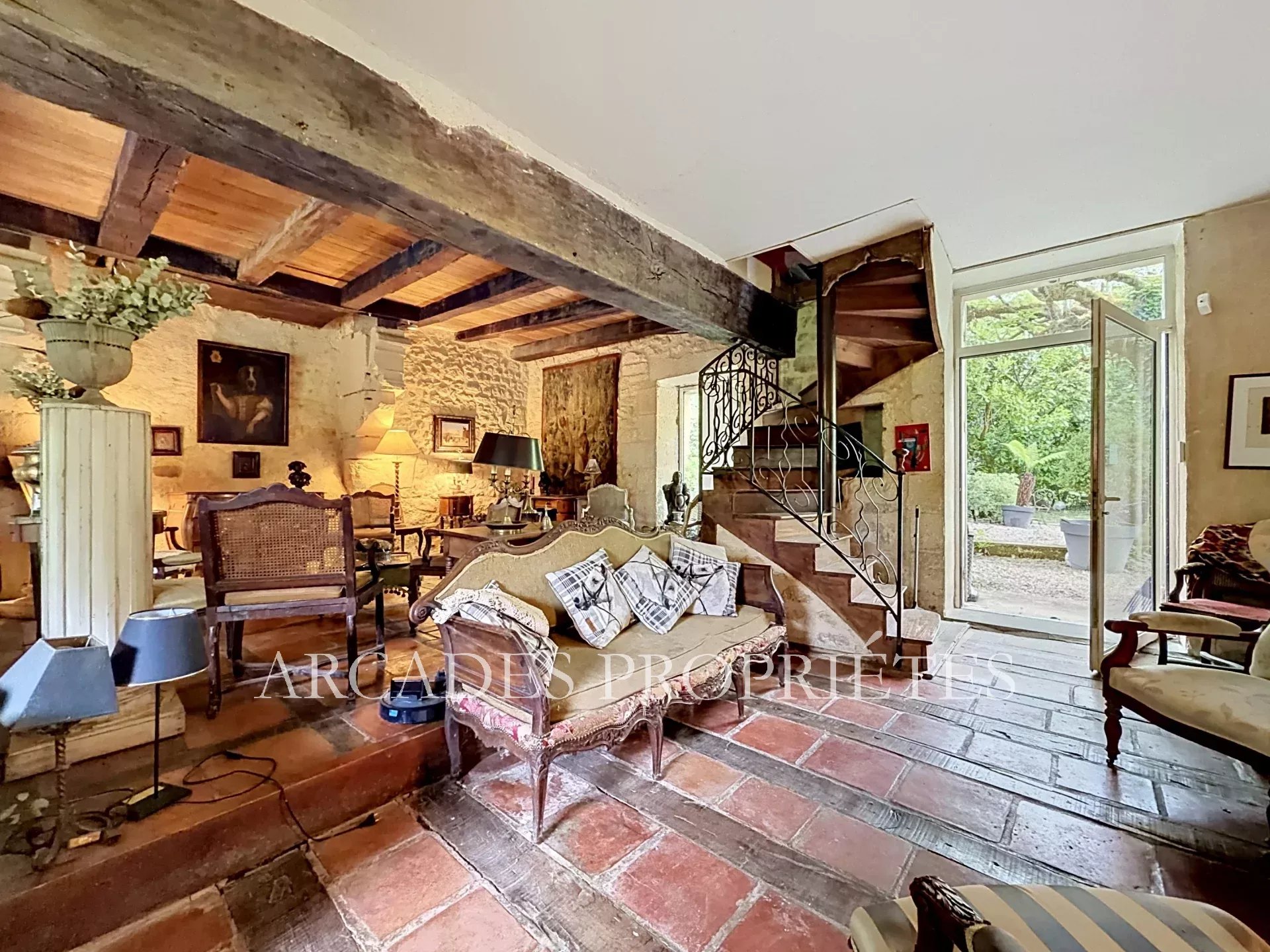 Sale Property Frontenac