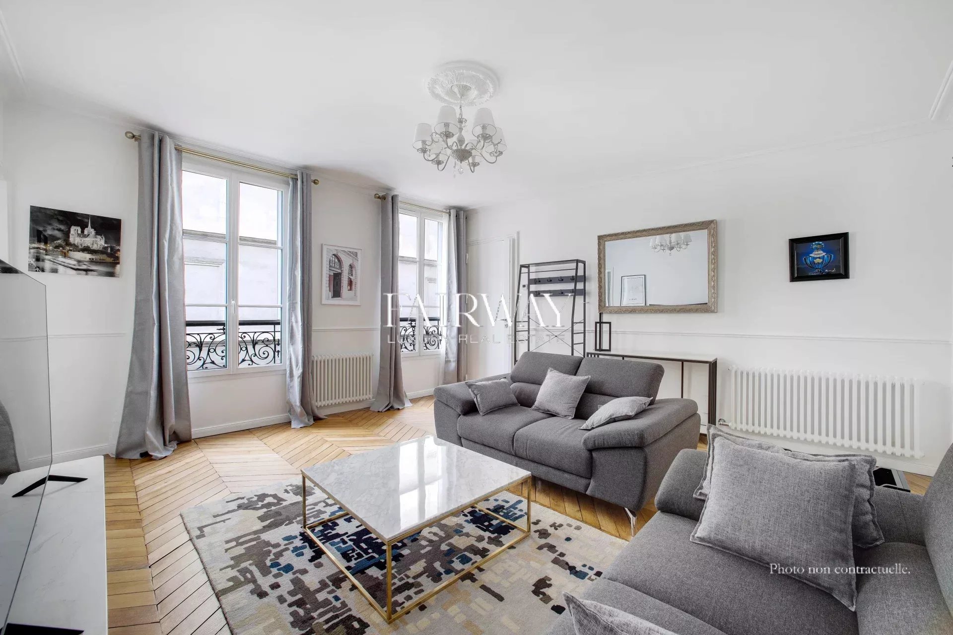 Paris Avenue Montaigne 81m² pied à terre with 2 bedrooms