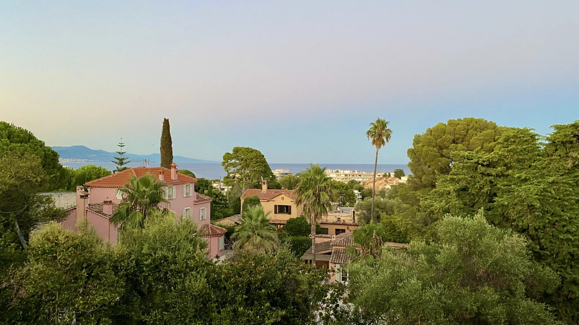 Sale Apartment Antibes