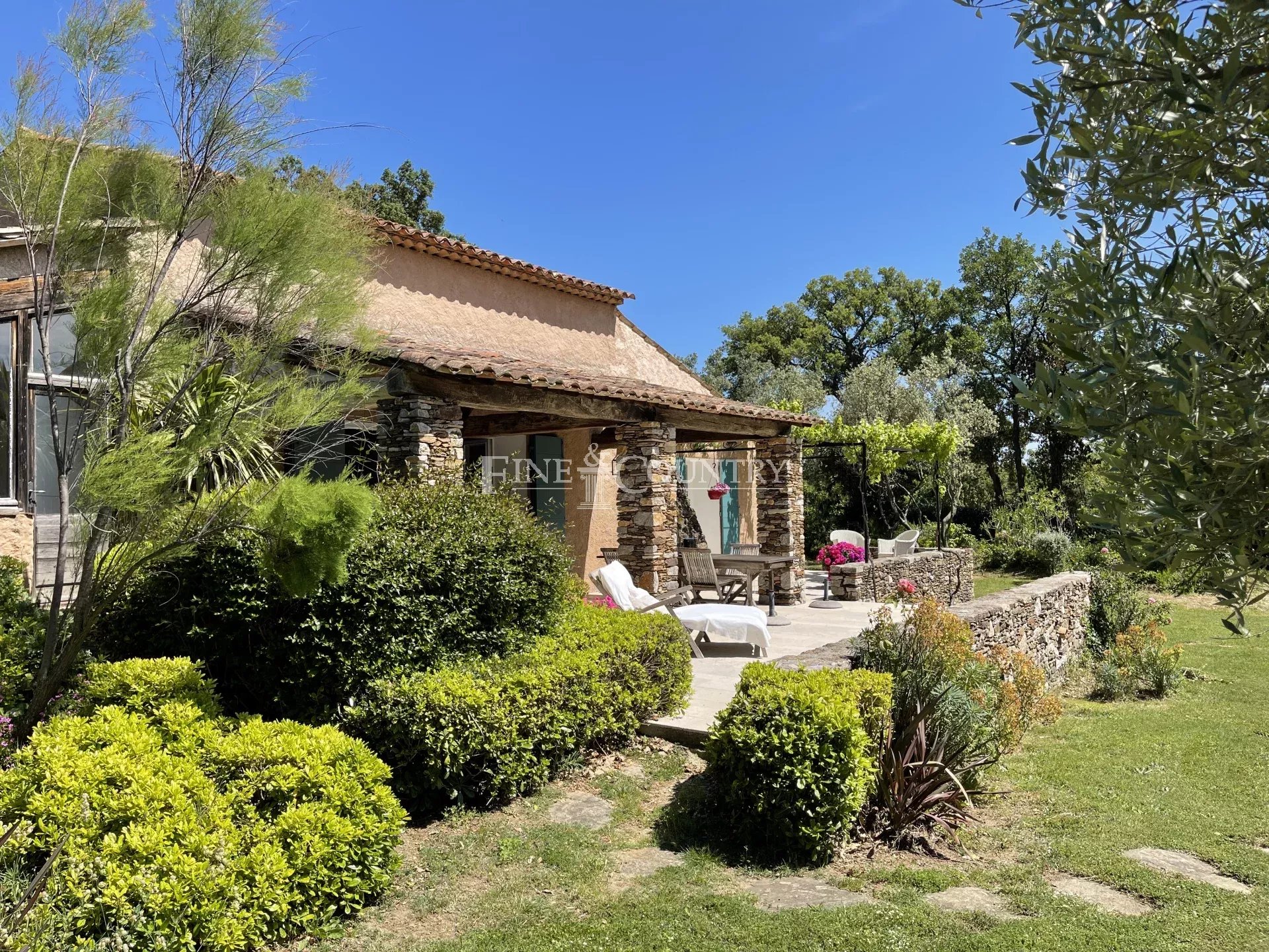 Photo of Property for sale in La Garde Freinet with vineyard