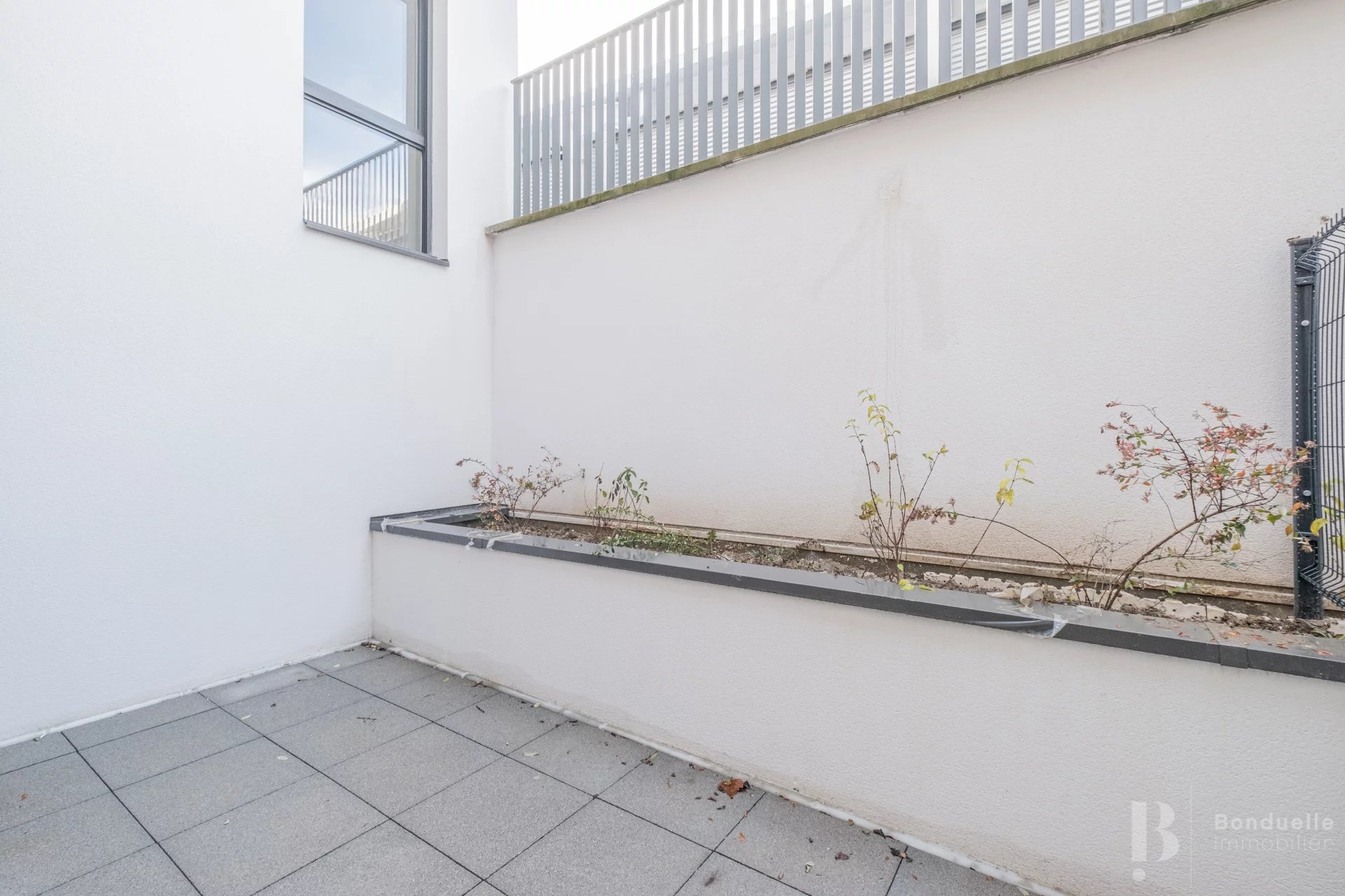 SAINT CLOUD - A LOUER VIDE - SUPERBE 4 PIECES DE 91 M2 - APPARTEMENT NEUF  - JARDIN 55M2 - 2 PARKINGS