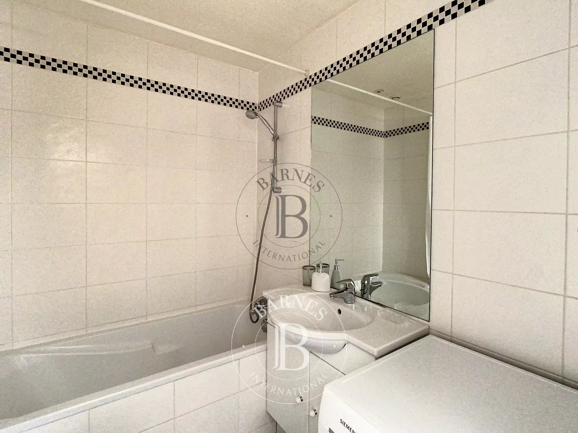 Daire Paris 8ème - picture 8