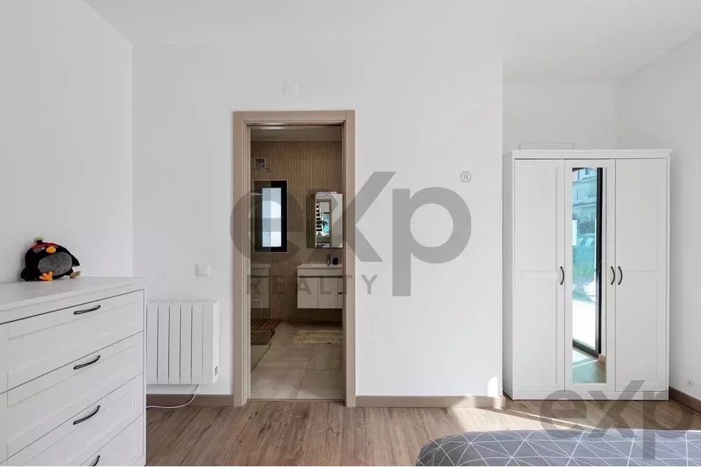 New T4 villa 5 min from Beach. 85948859 image 13