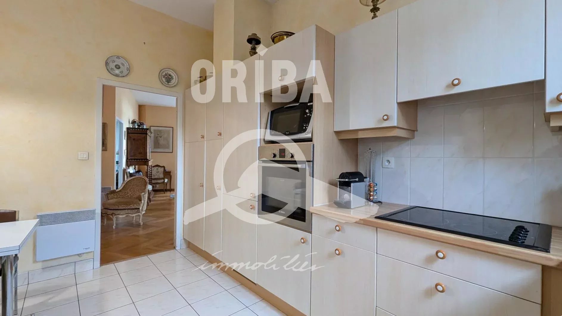 APPARTEMENT 140 m²  LA BAULE LES PINS