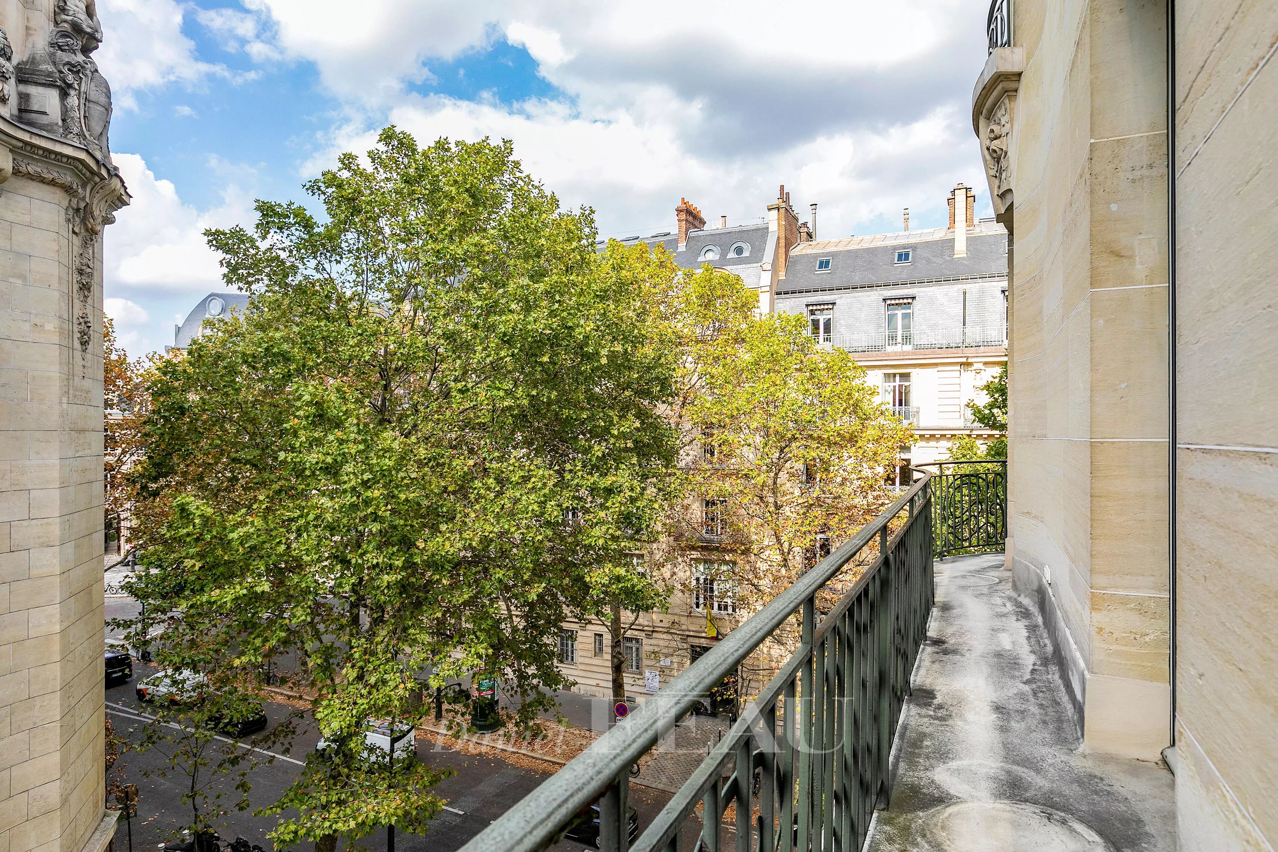 Balcony, open view