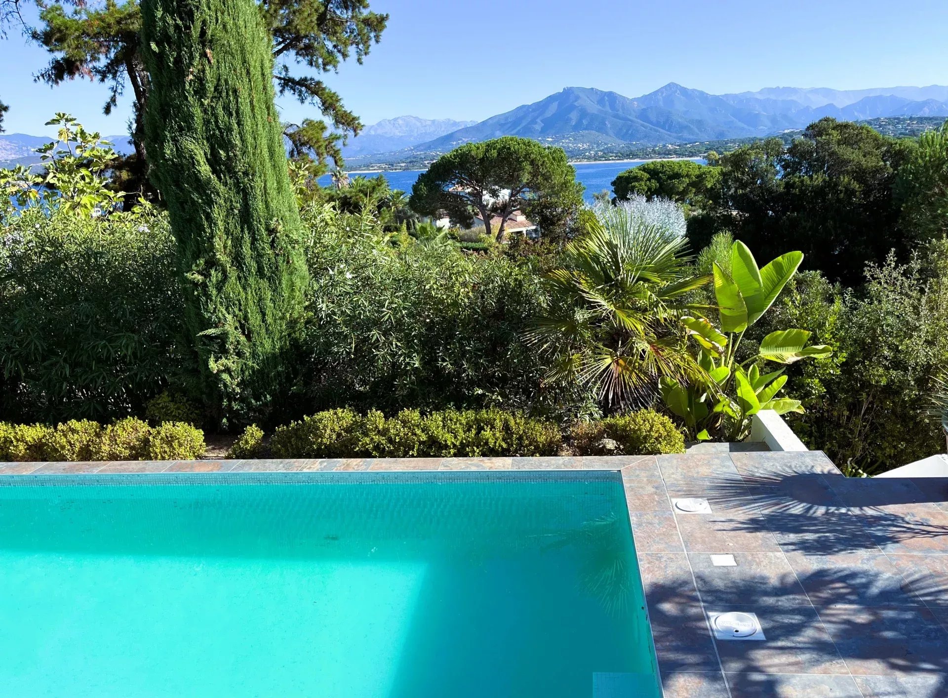 Villa VISTA - 4 chambres, piscine, vue mer