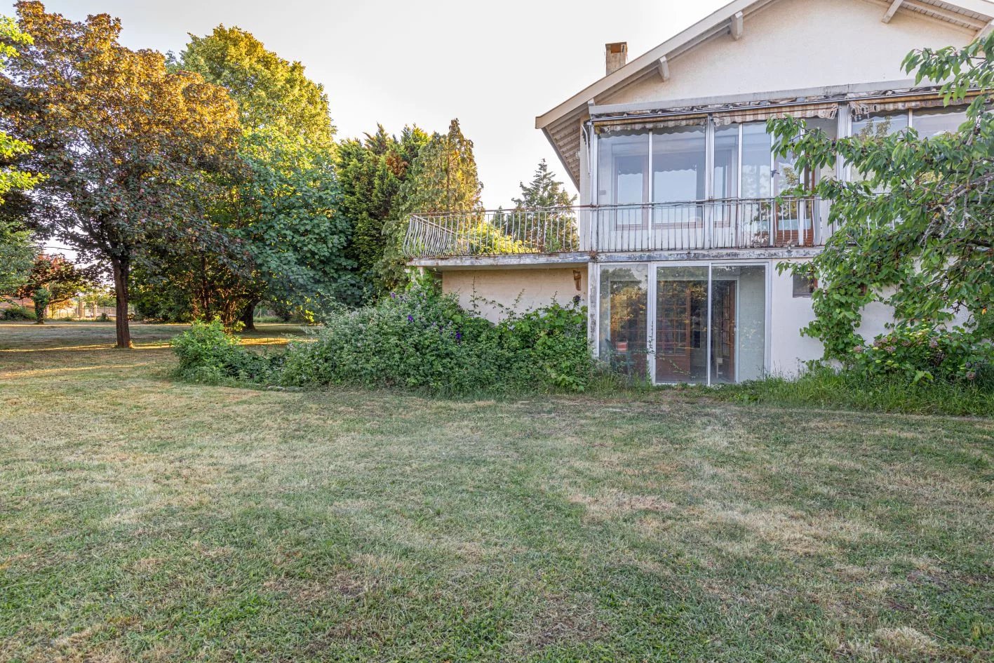 Maison avec potentiel sur une parcelle de 1856 m²