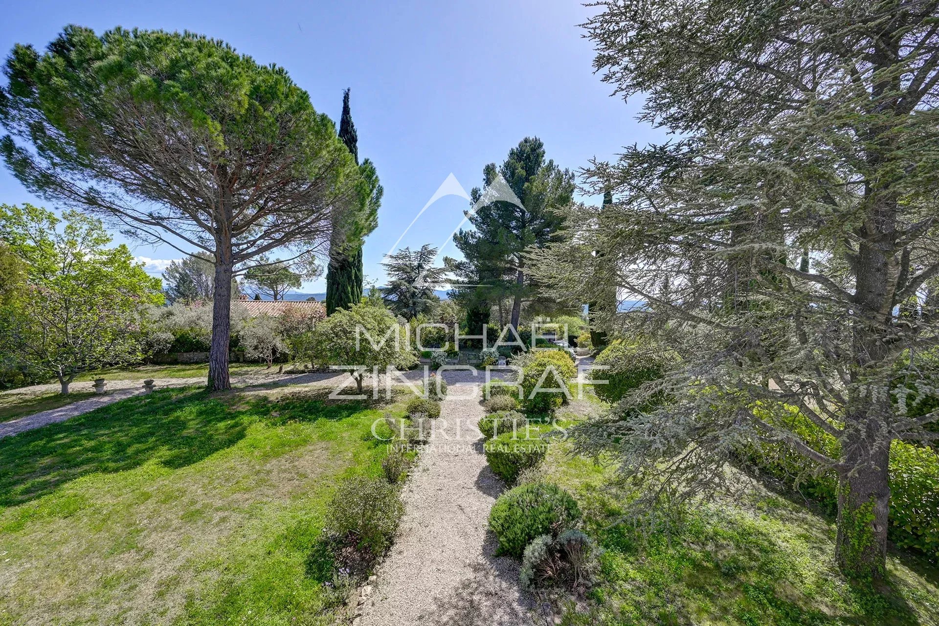 4 Bedroom Villa/Townhouse's Image 22